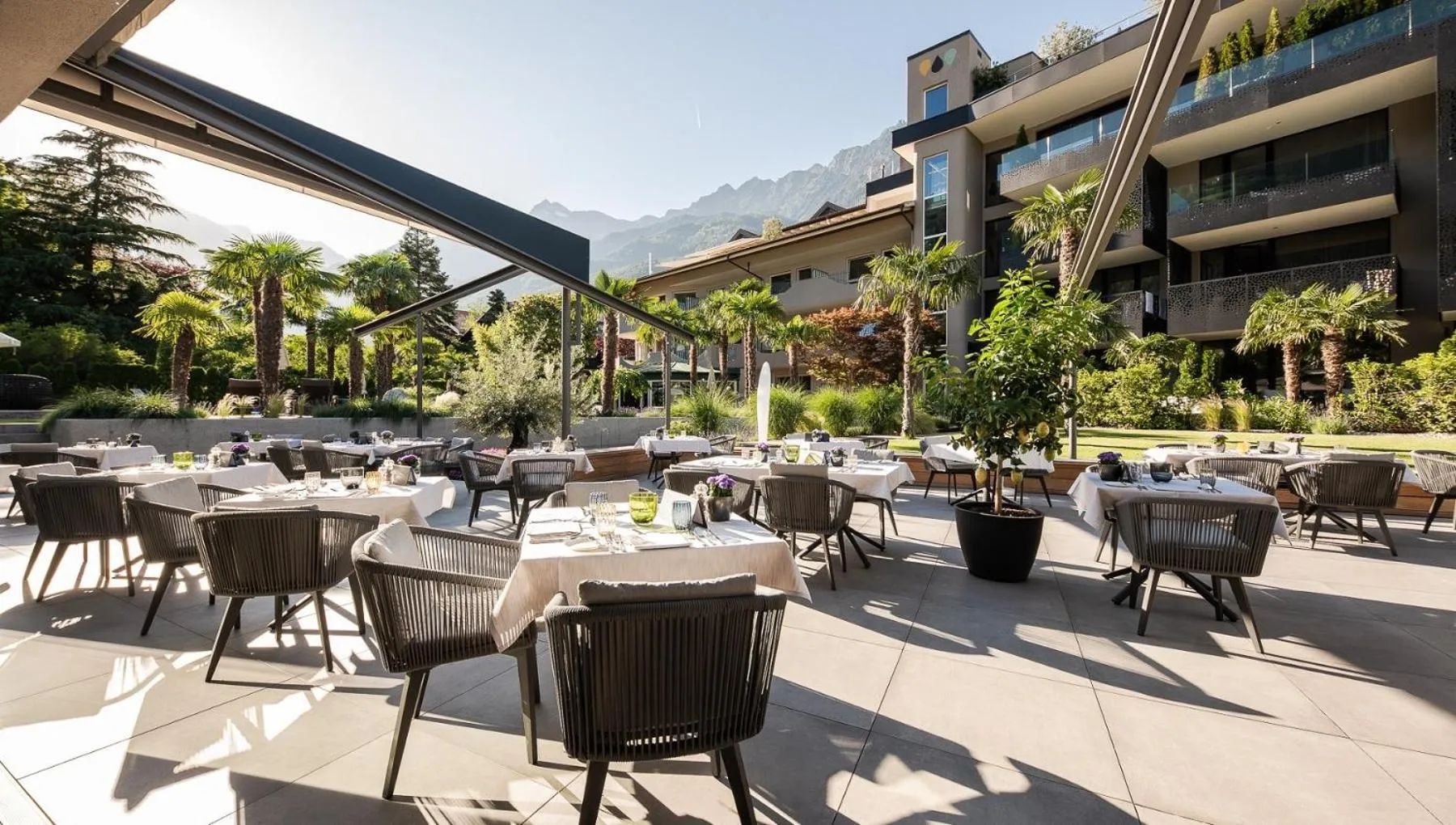 Patio, Restaurant/Places to Eat in Hotel Das Dorner