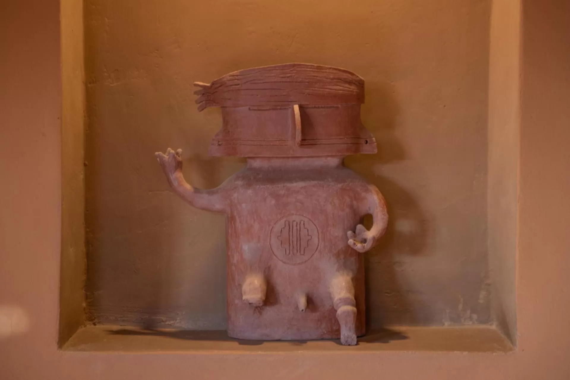 Decorative detail in Hotel Pat'ta Hoiri