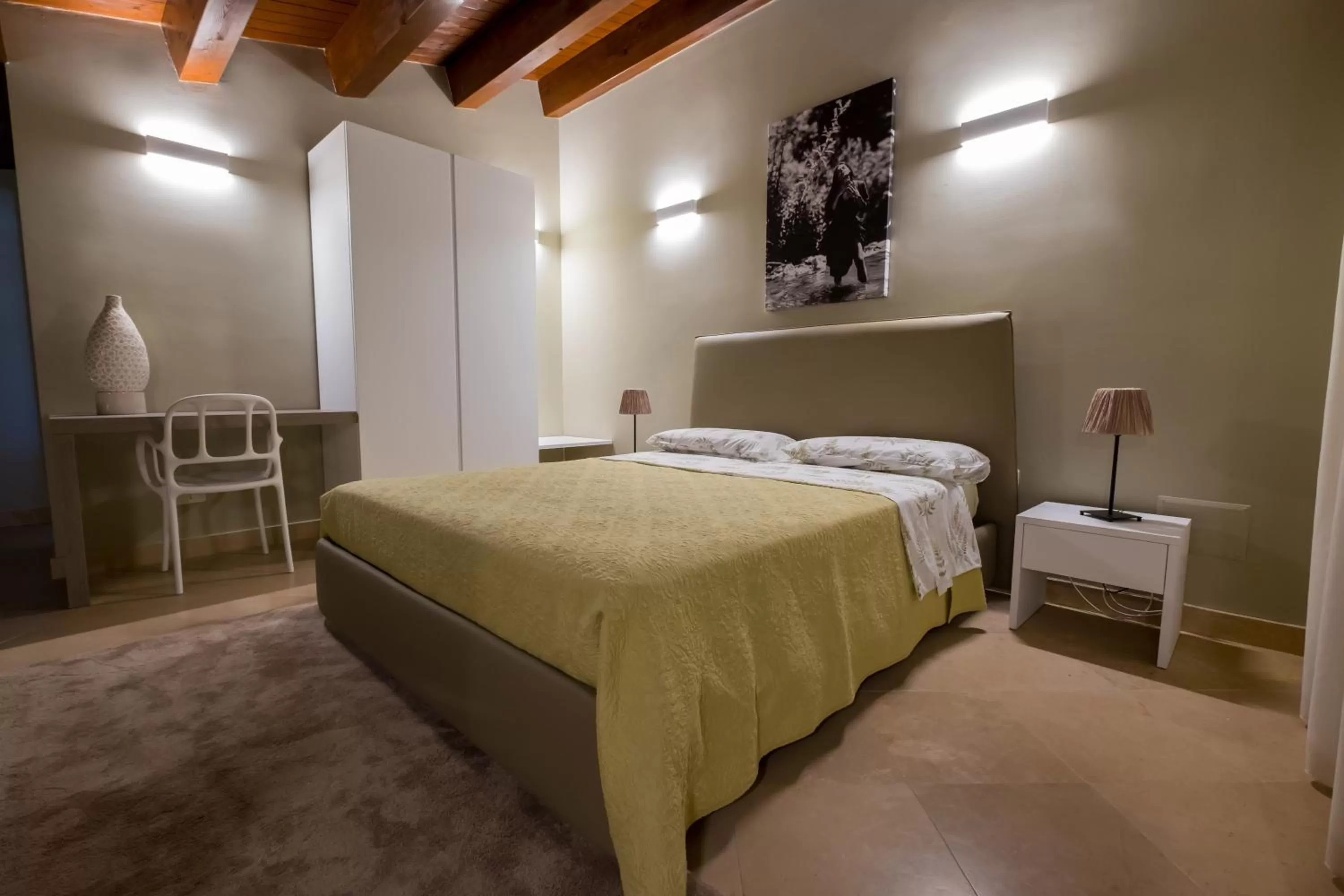 People, Bed in Domus Hyblaea Resort