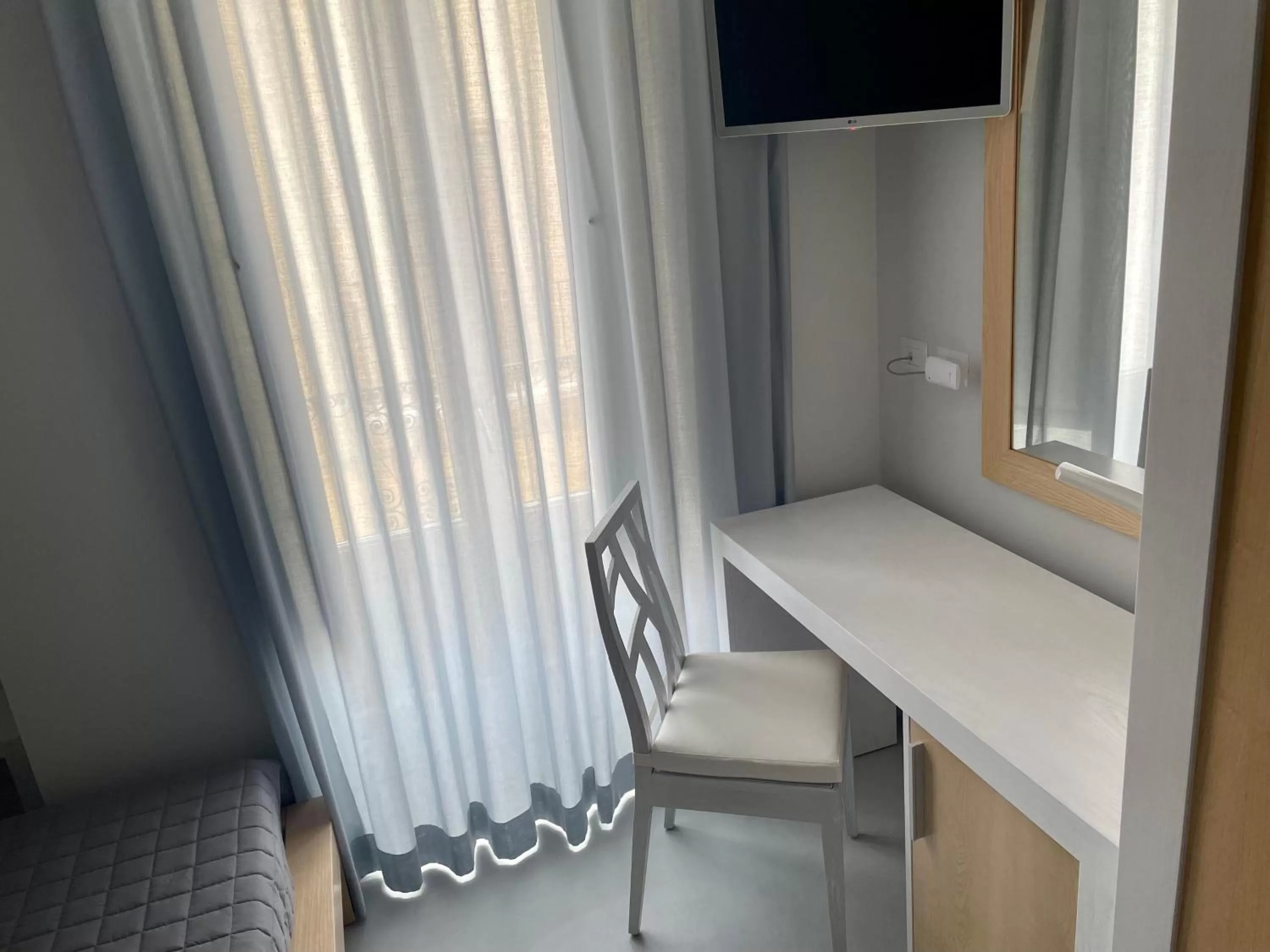 TV and multimedia in manzoniquattro