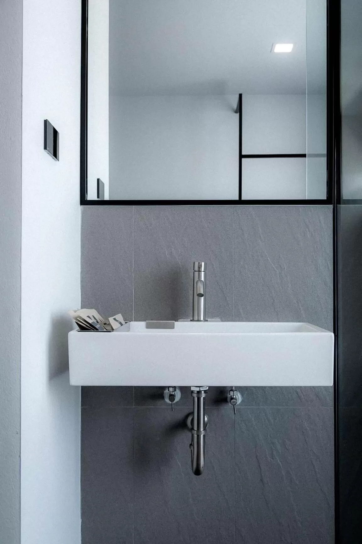 Bathroom in CREW Hotel