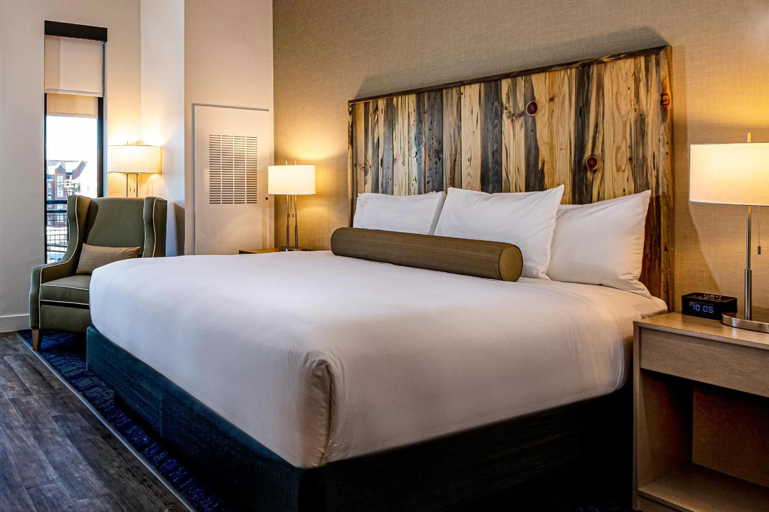 Bed in Hotel Maverick