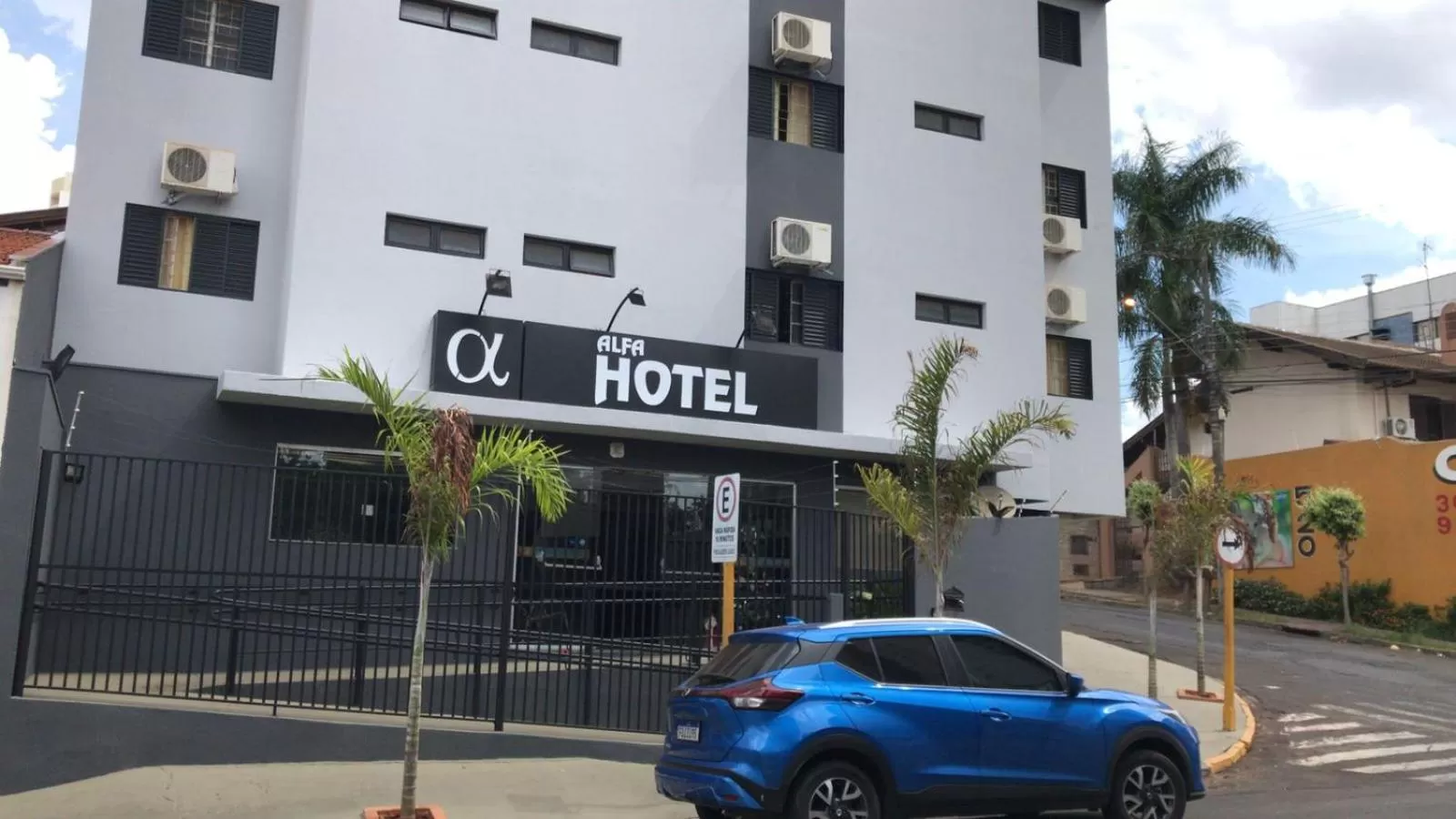 Property building in Hotel Alfa de Bauru Ltda