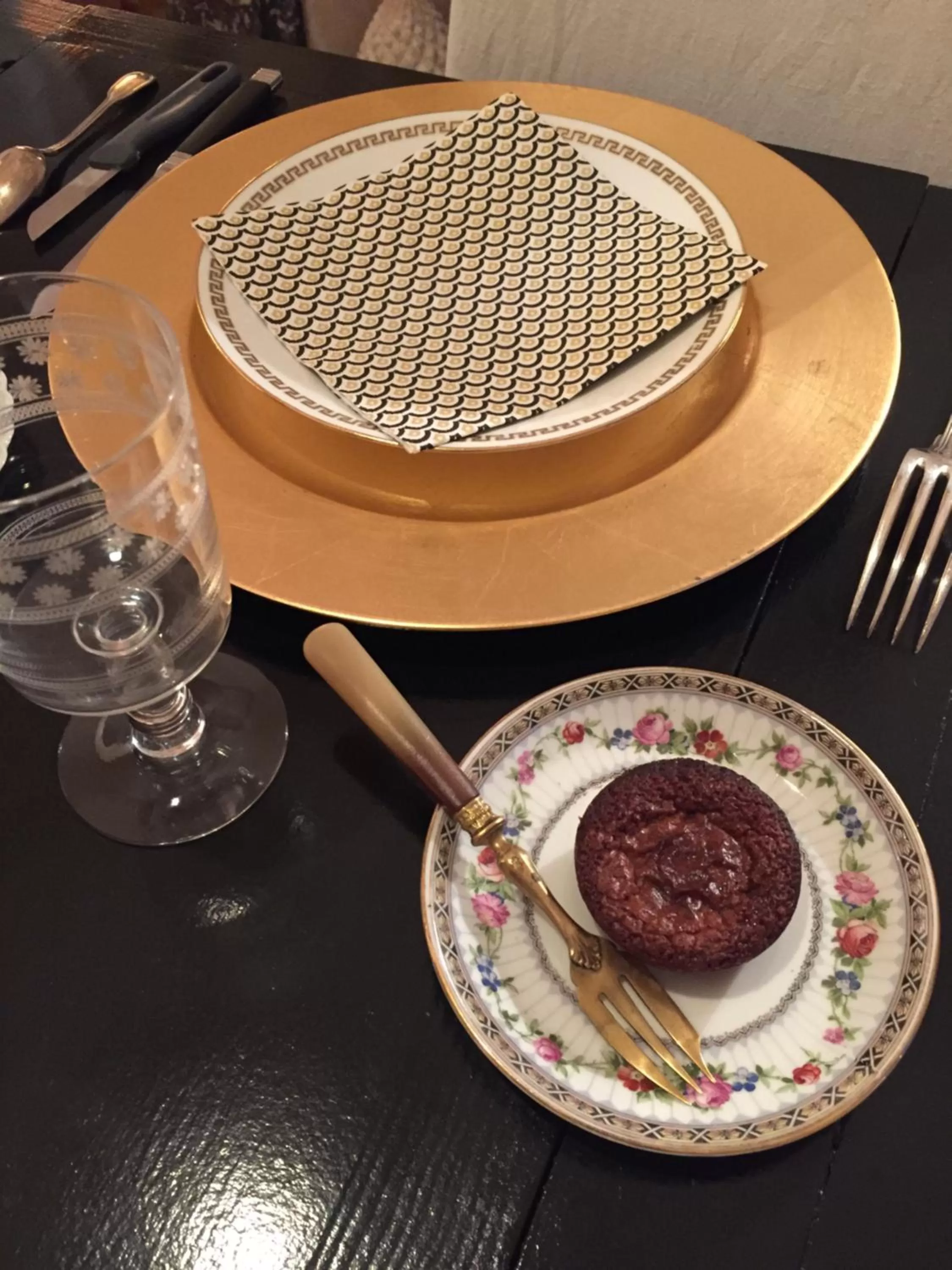 Au 16 Place Saint Louis