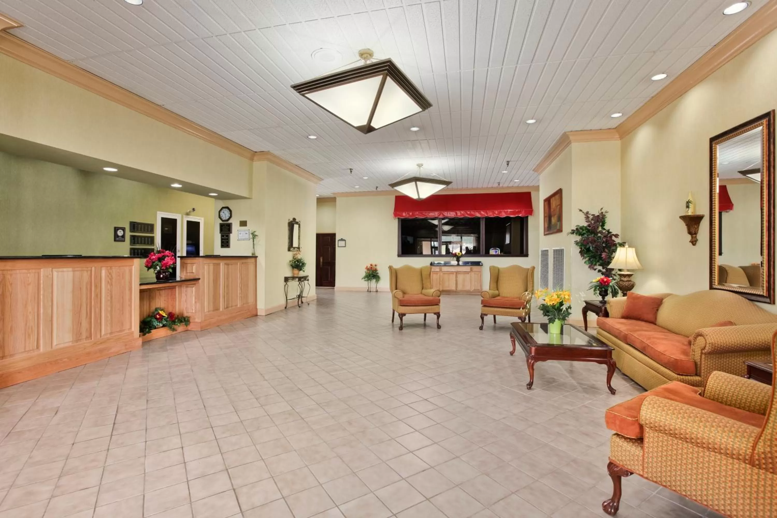 Lobby or reception in Ramada by Wyndham Wytheville