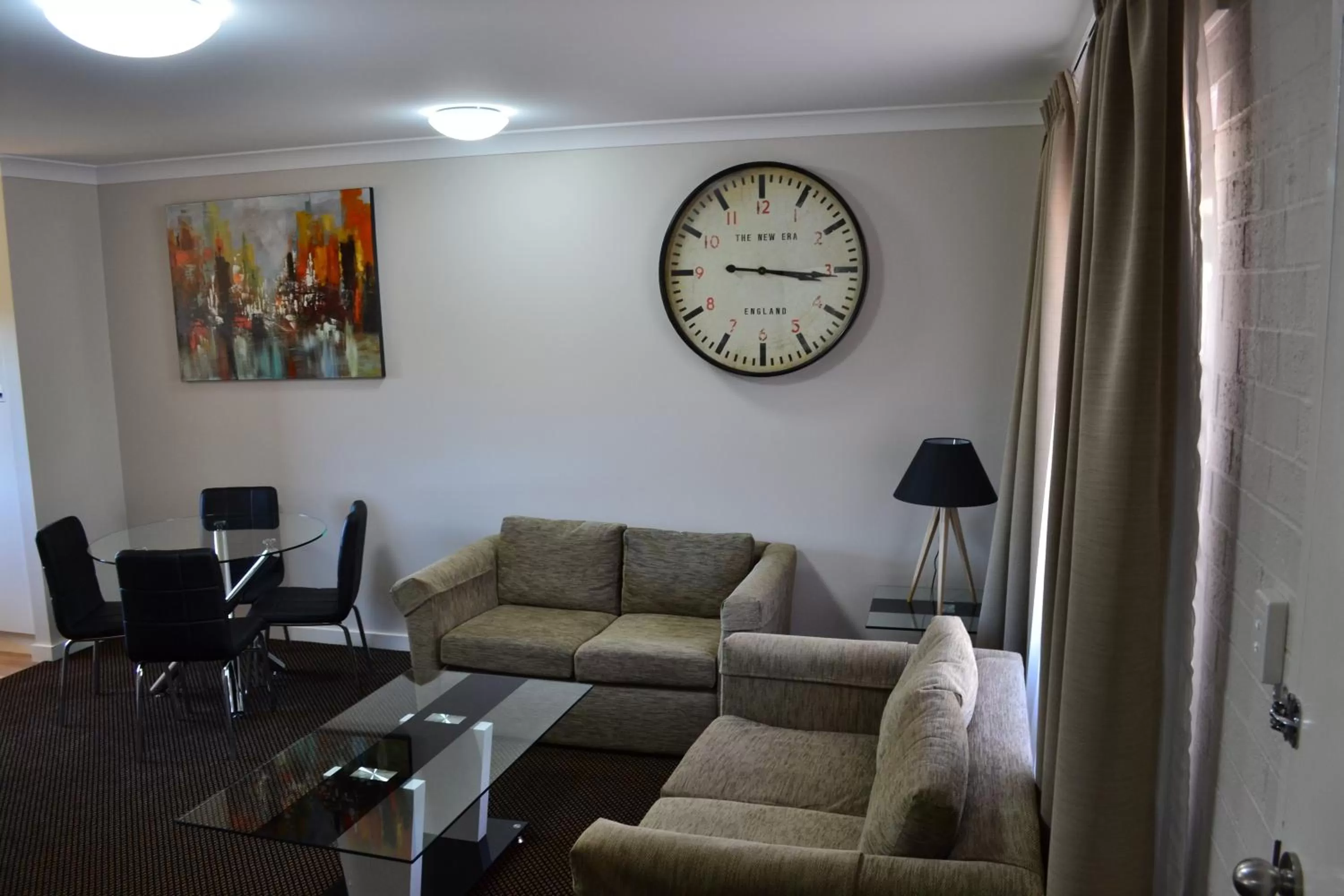 Living room in Cattlemans Country Motor Inn & Serviced Apartments