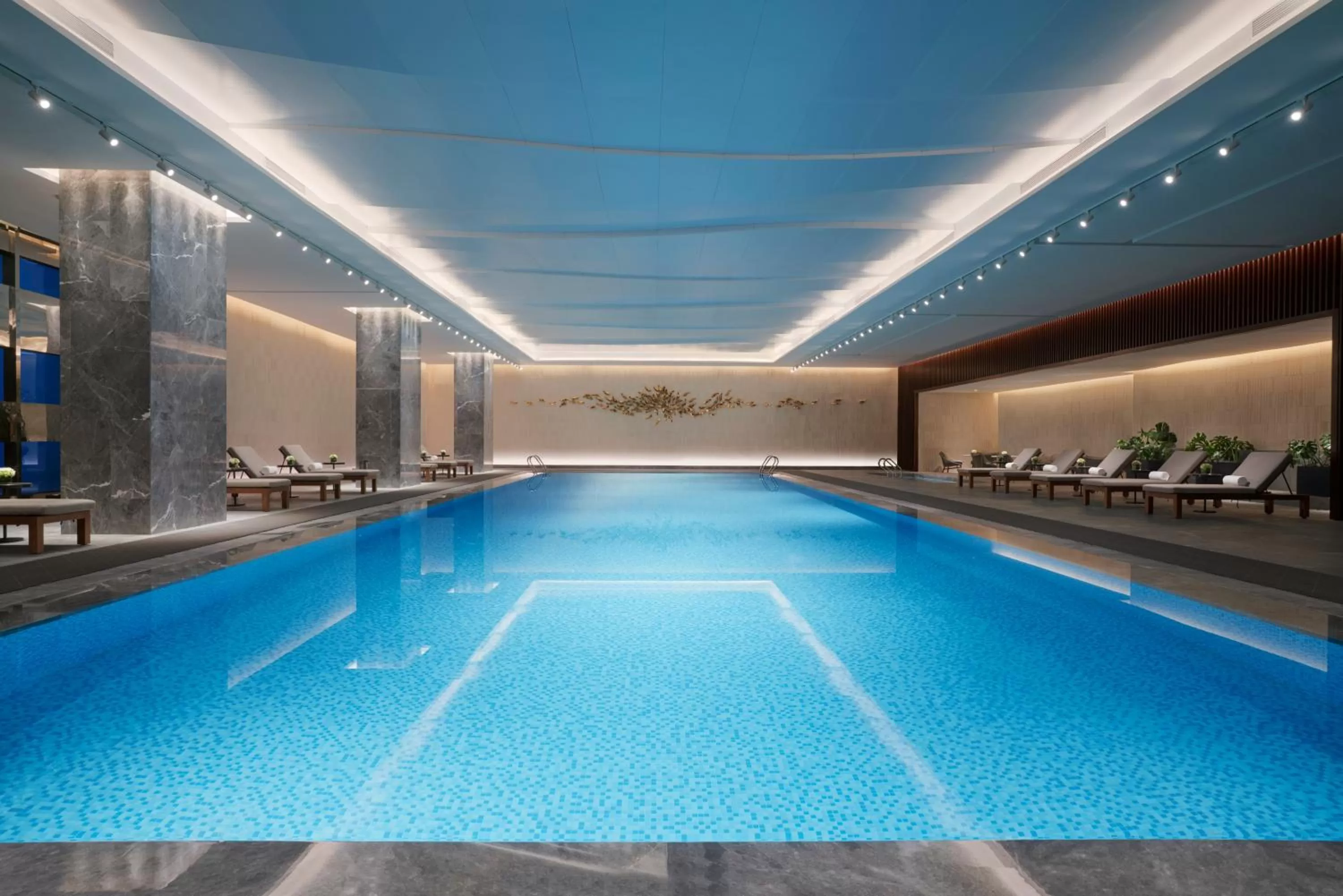 Swimming pool in Hyatt Regency Xuzhou