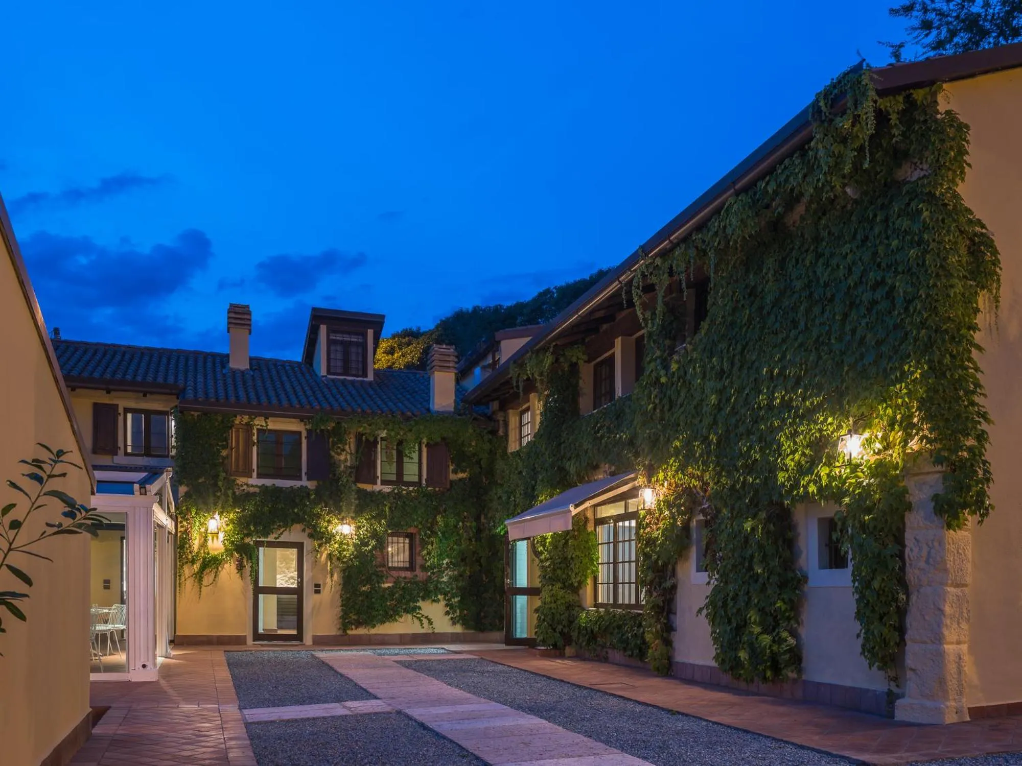 Property building in Cà Toresele Relais Osteria Garden