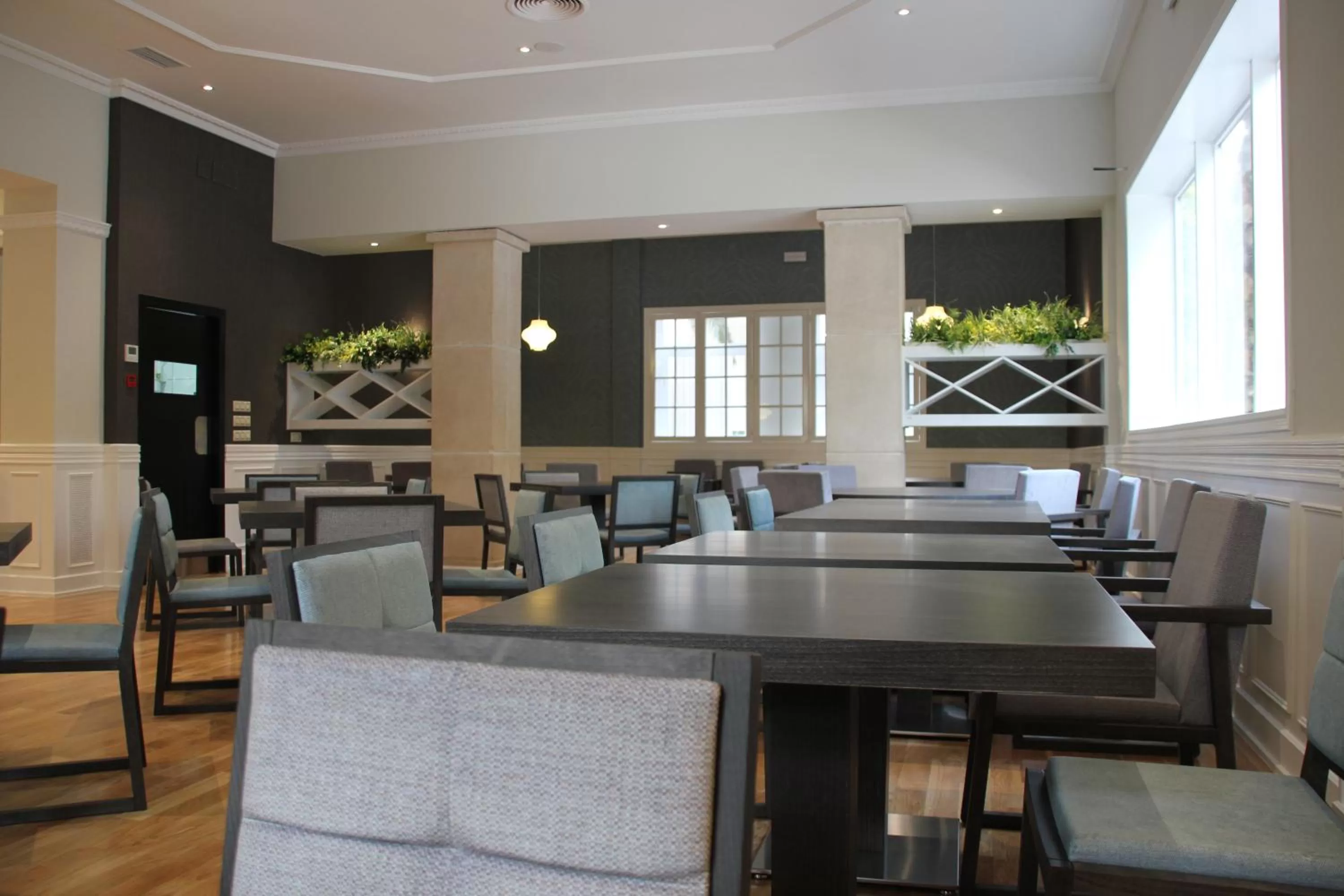 Restaurant/places to eat in Hotel Parque Real