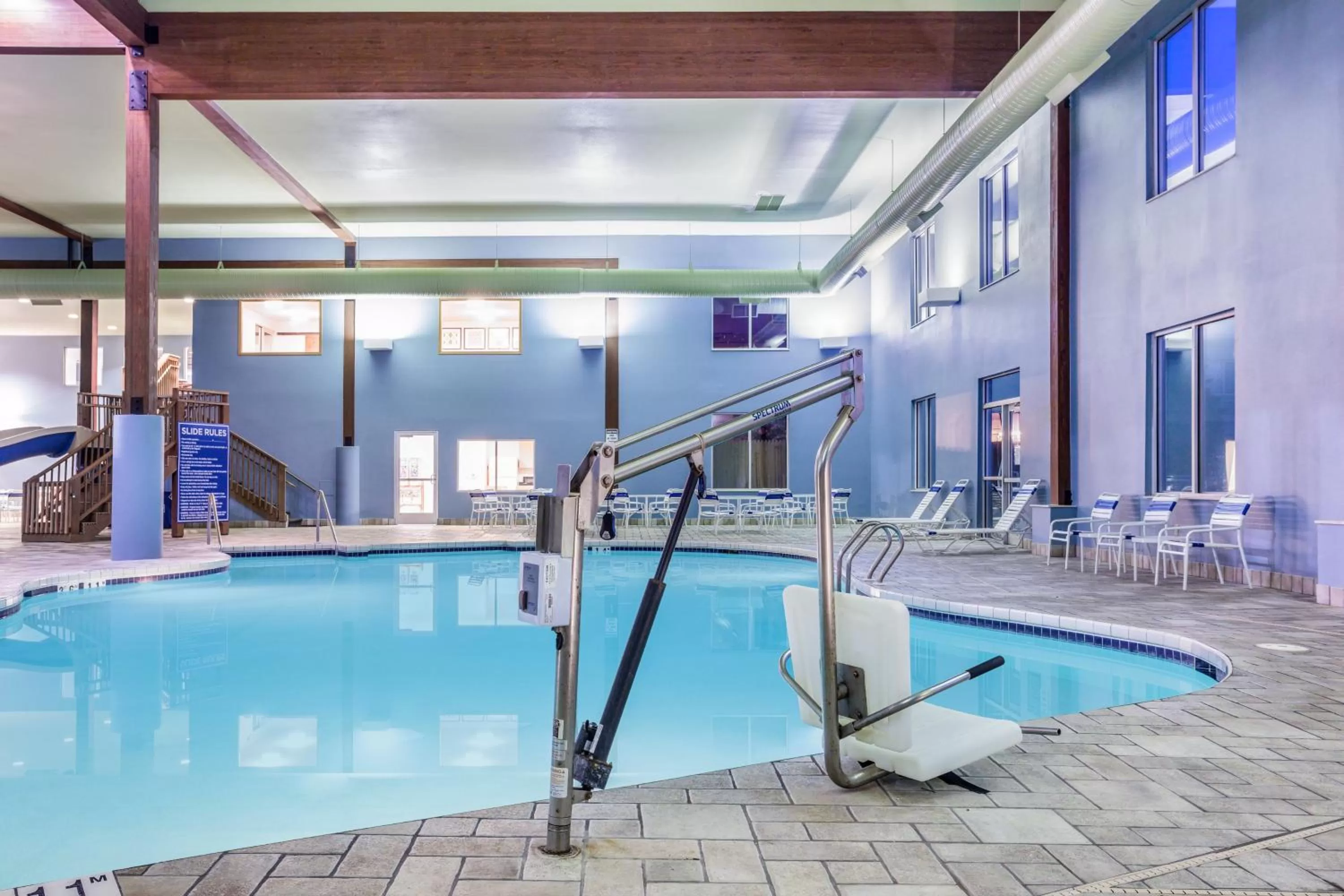 Swimming pool in Holiday Inn Express Wisconsin Dells by IHG