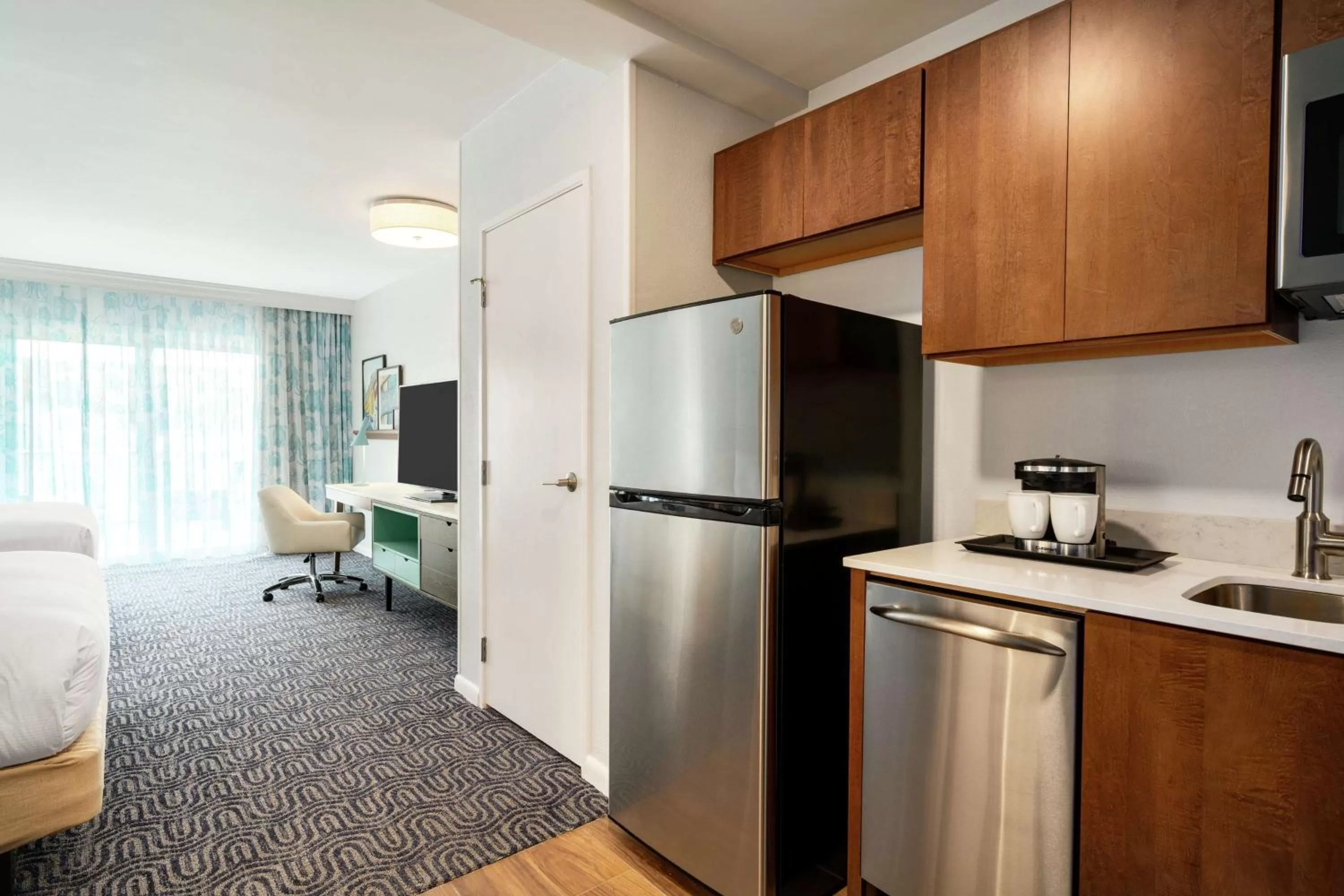 Bedroom in DoubleTree by Hilton Ocean City Oceanfront