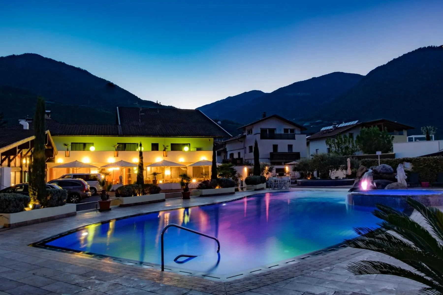 SCHLOSSHOF SÜDTIROL - Hotel & Camping Resort