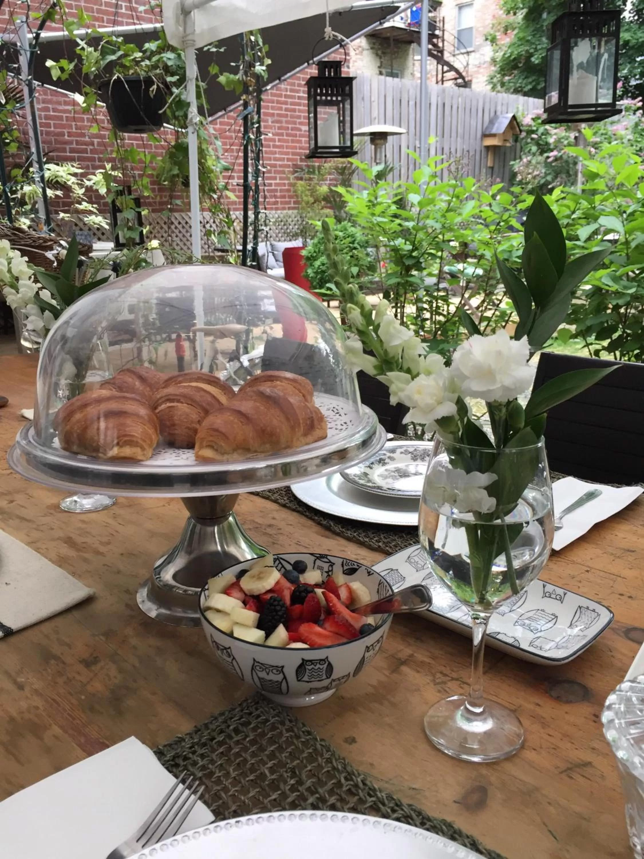 Patio in L'Hotel Particulier Griffintown