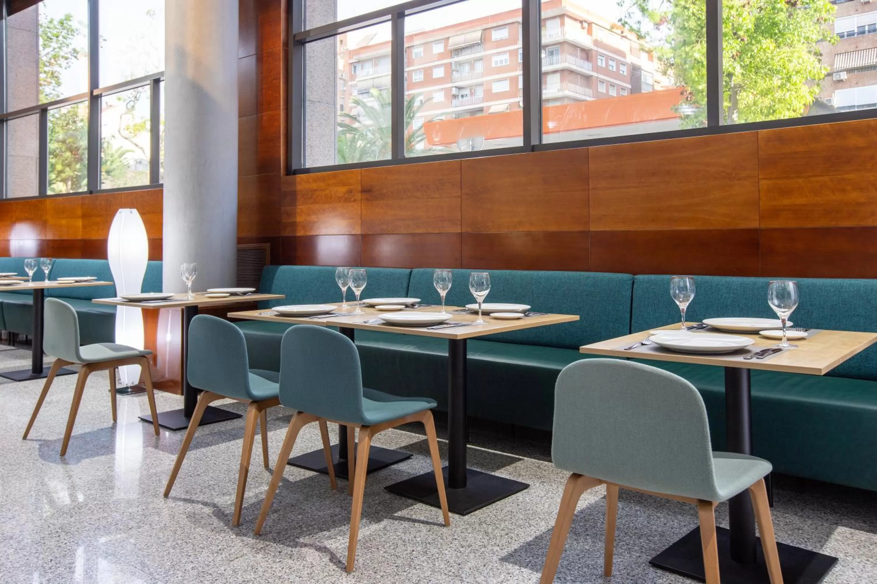 Restaurant/places to eat in Eurostars Acteón