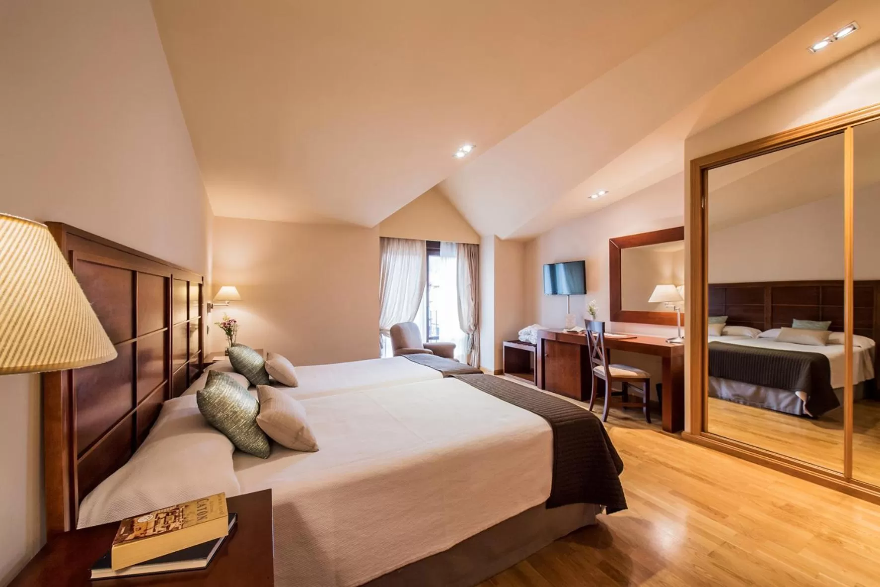 Bedroom, Bed in Hotel Villa Virginia