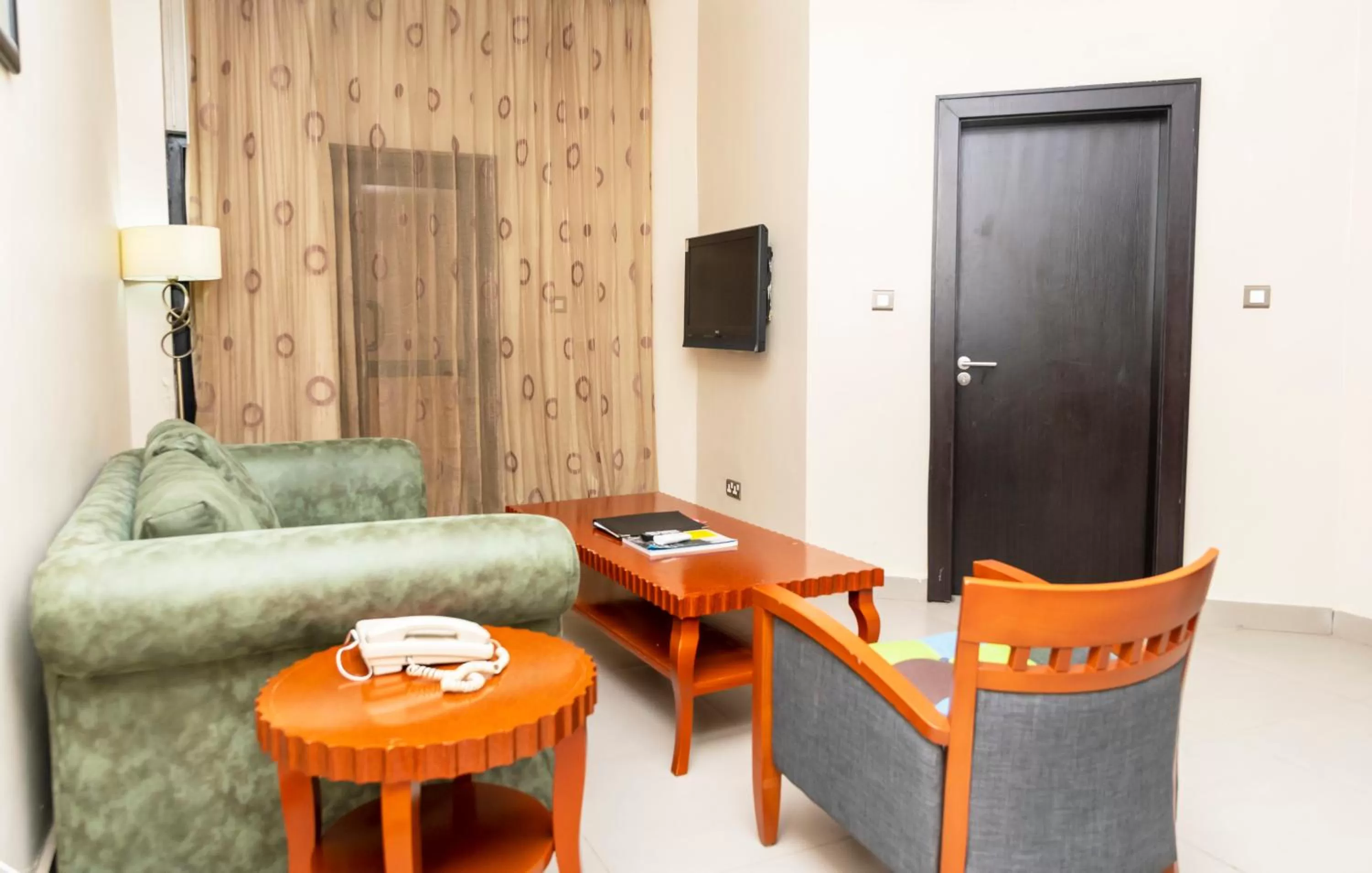 Living room in Hawthorn Suites by Wyndham Abuja
