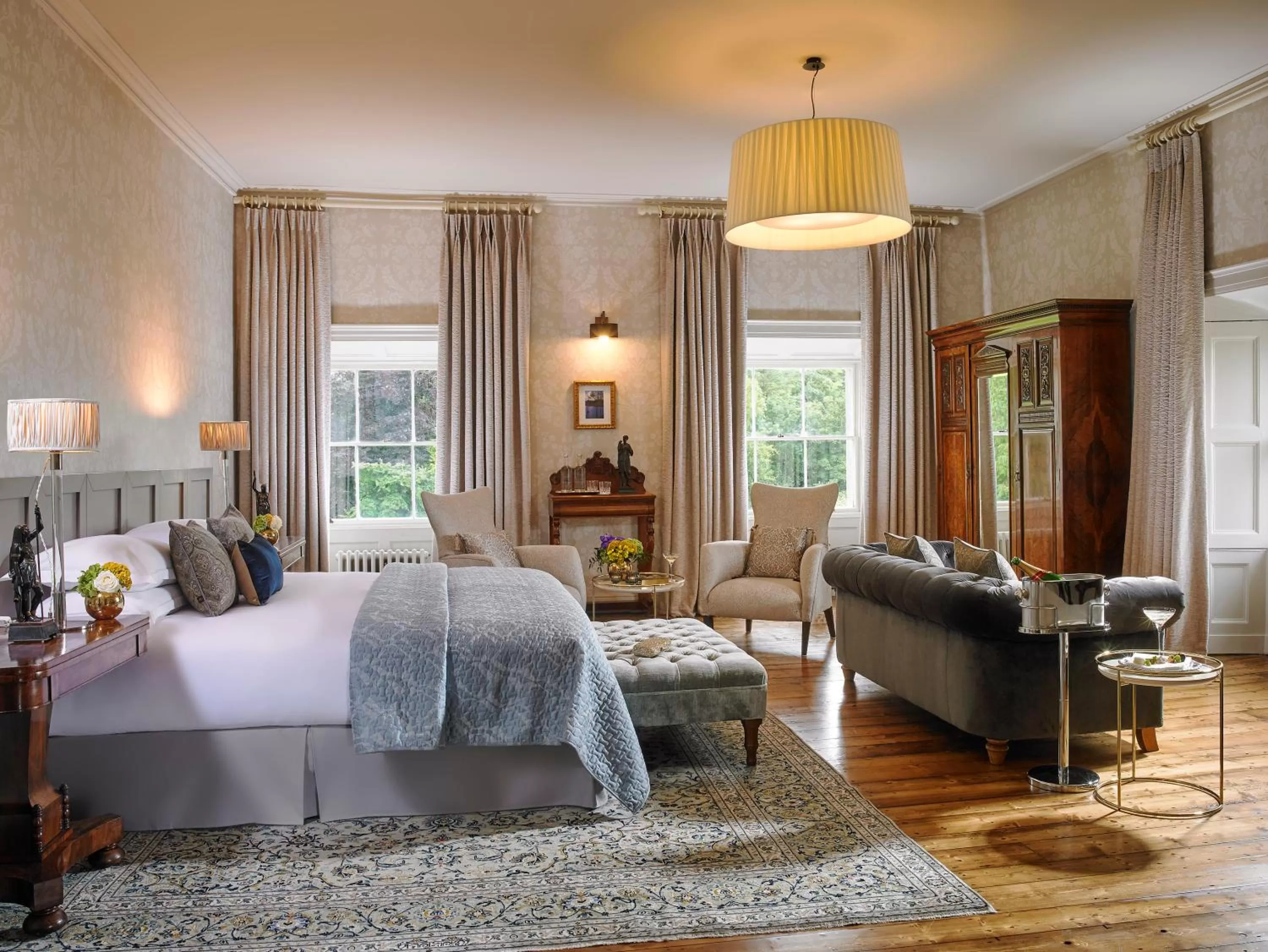 Bed in Farnham Estate Spa and Golf Resort