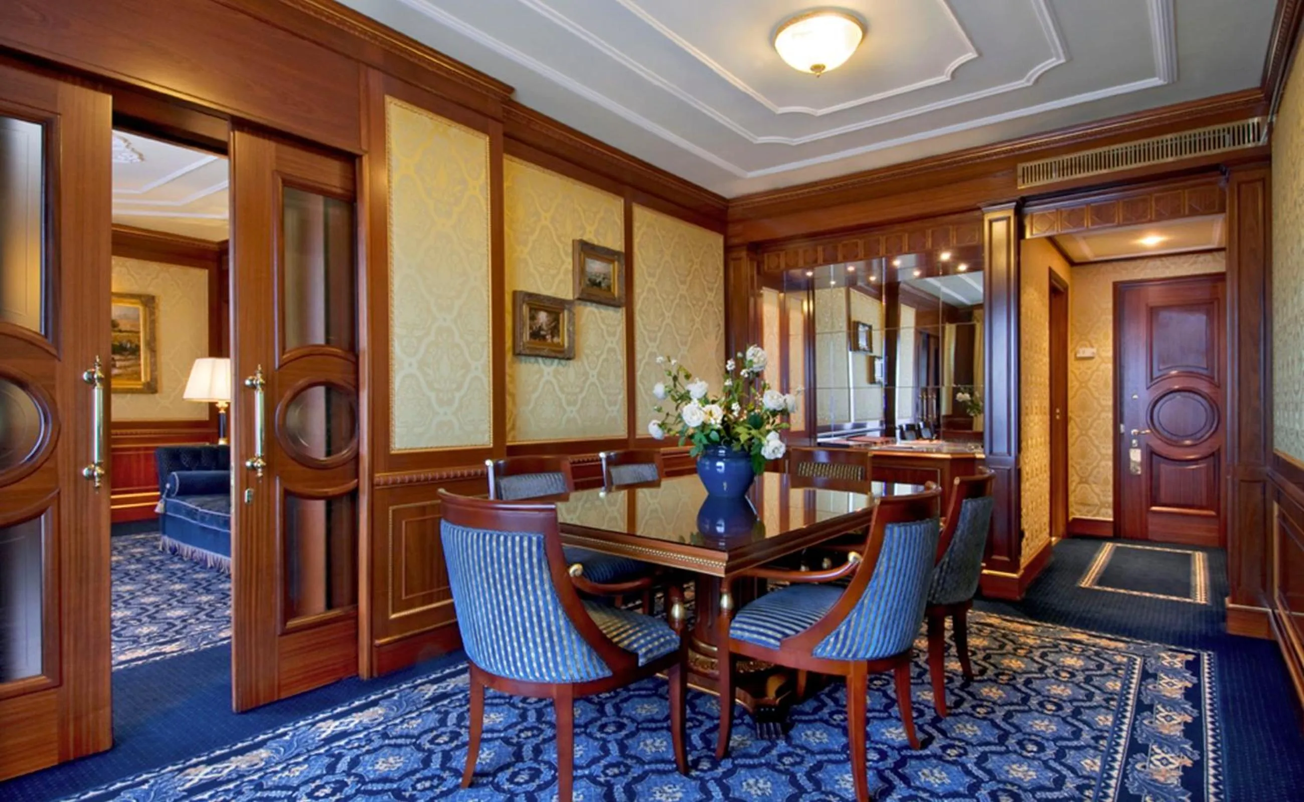 Living room in Grand Hotel Dino