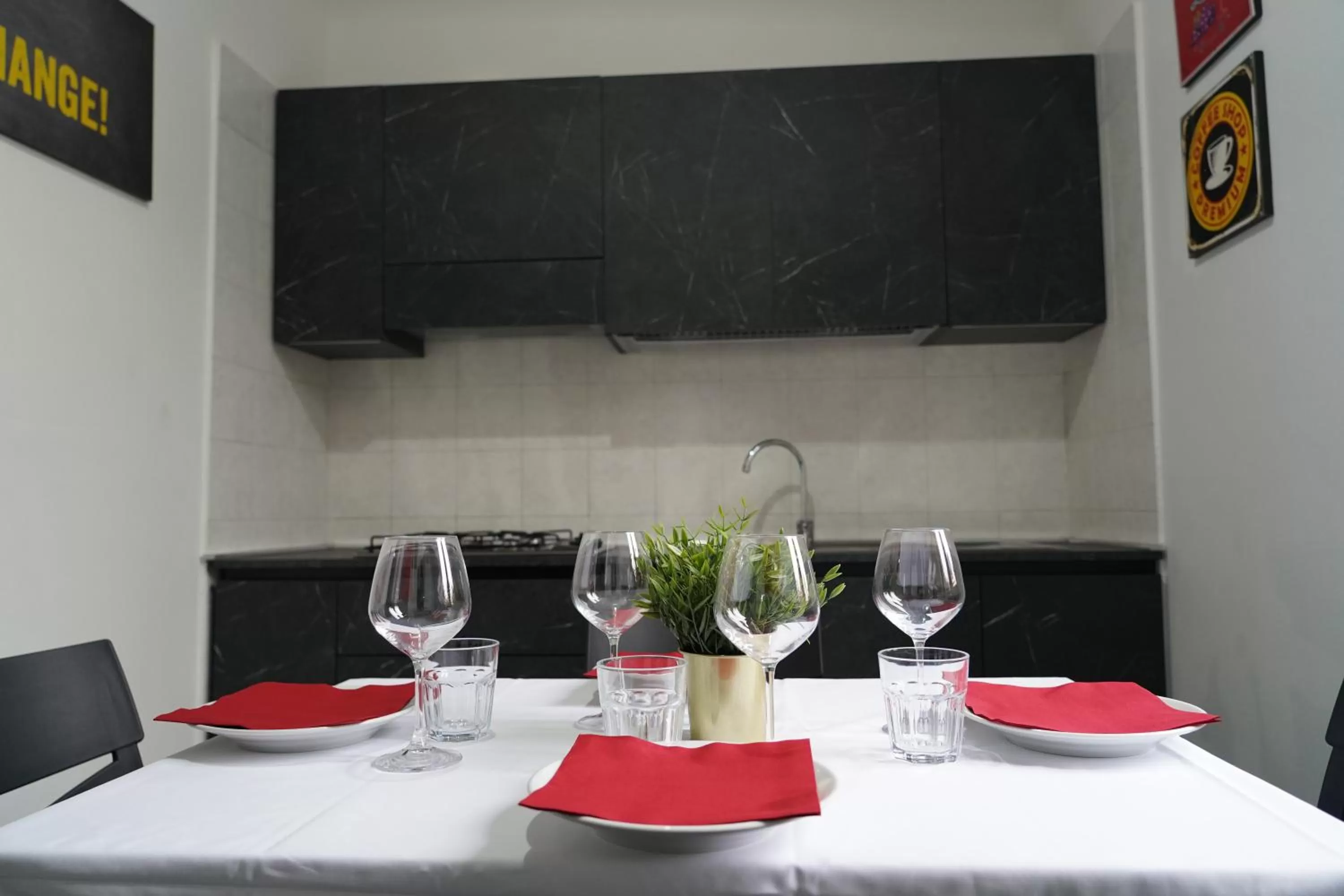 Kitchen or kitchenette in Villa Flora