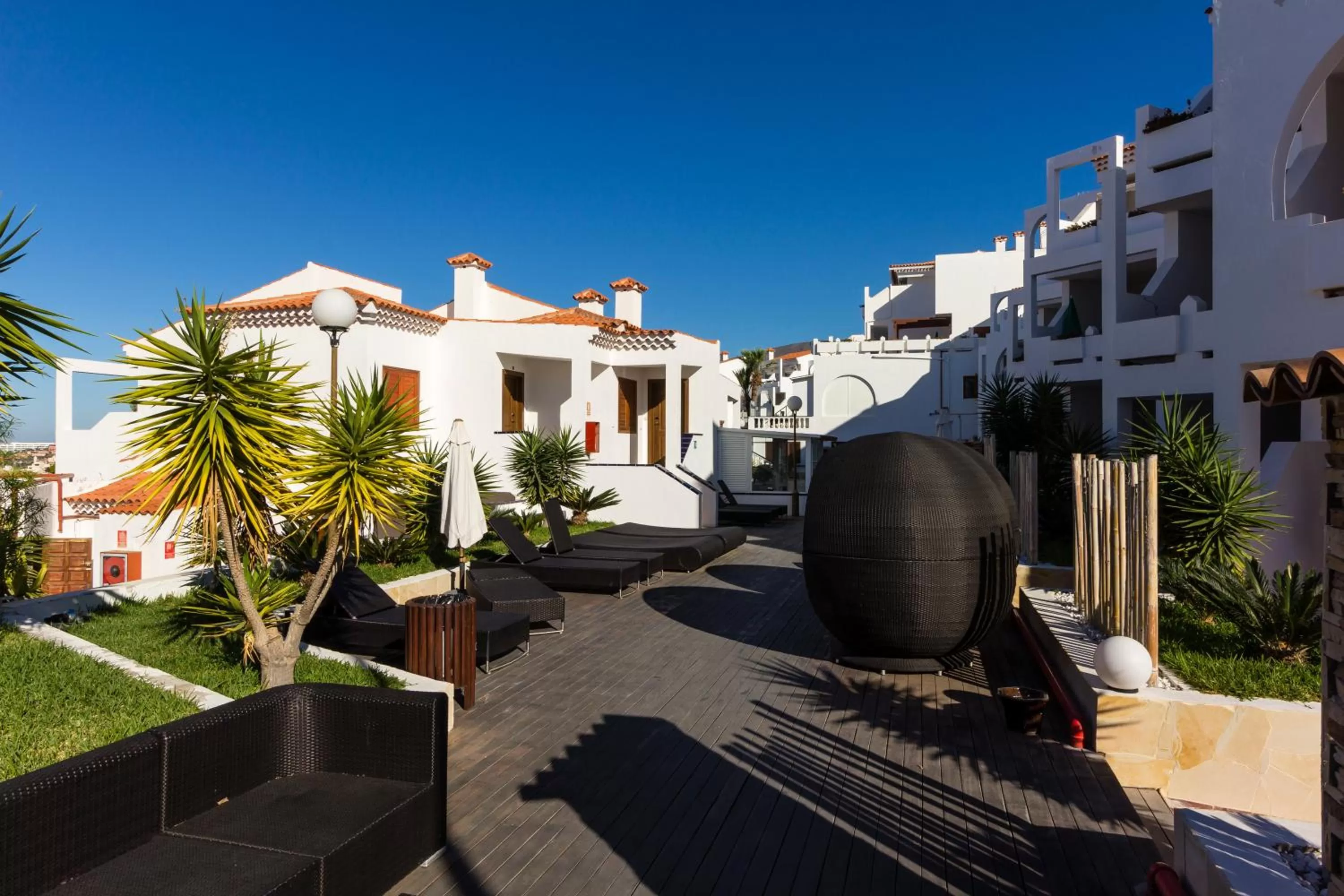 Day in Regency Torviscas Apartments and Suites