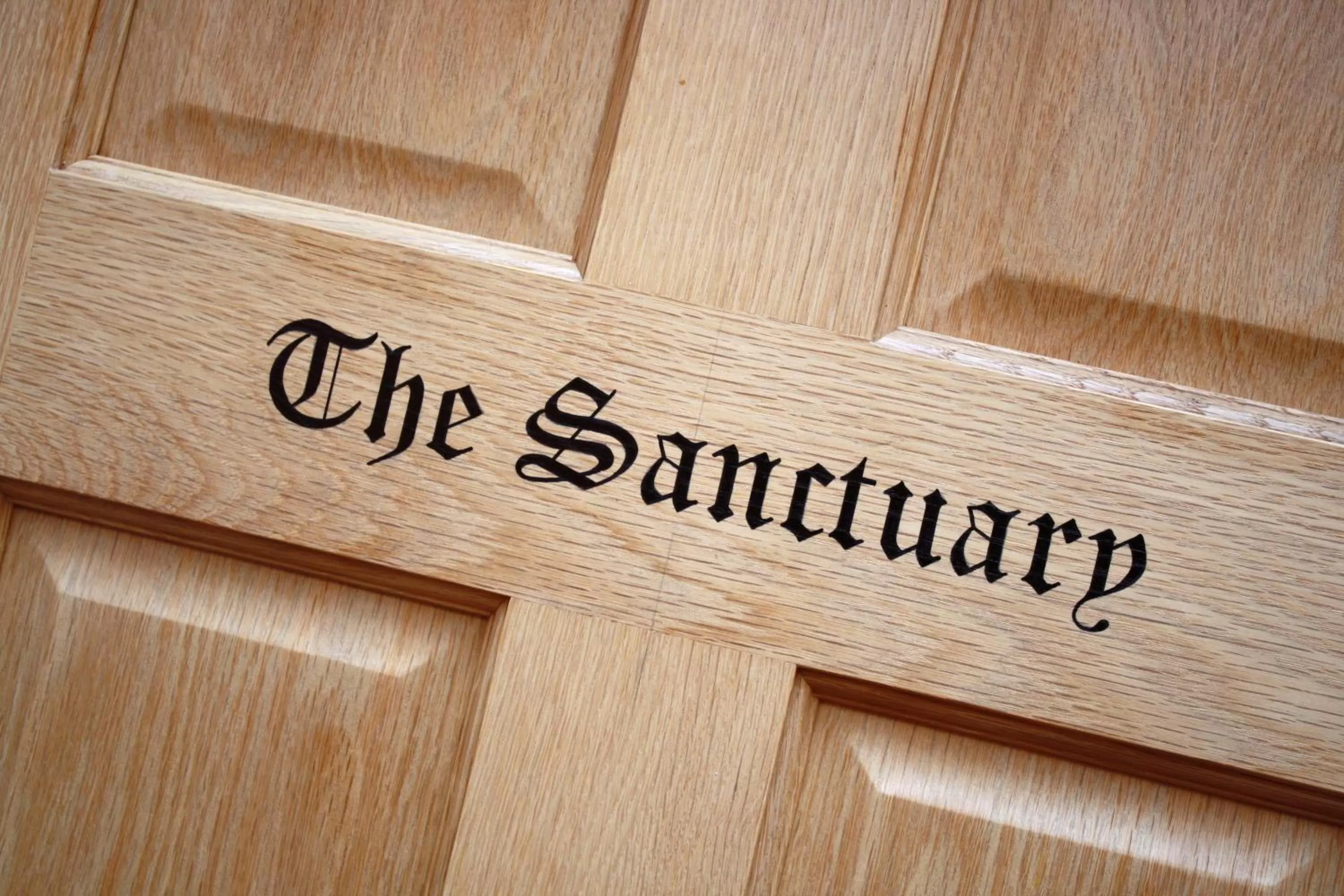 Property building, Property Logo/Sign in B&B Dorwyn Manor