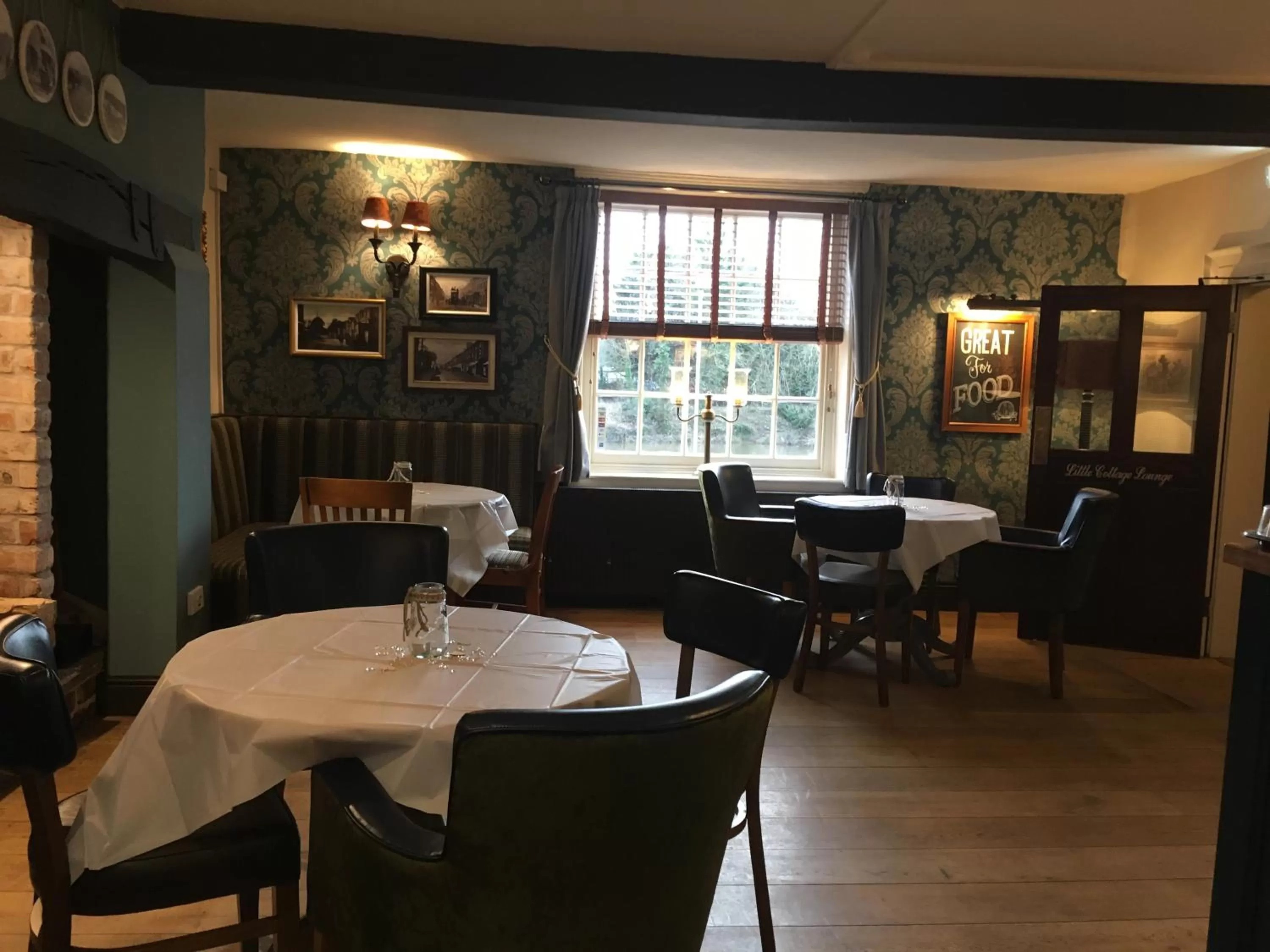 Restaurant/places to eat in The Angel Inn Stourport