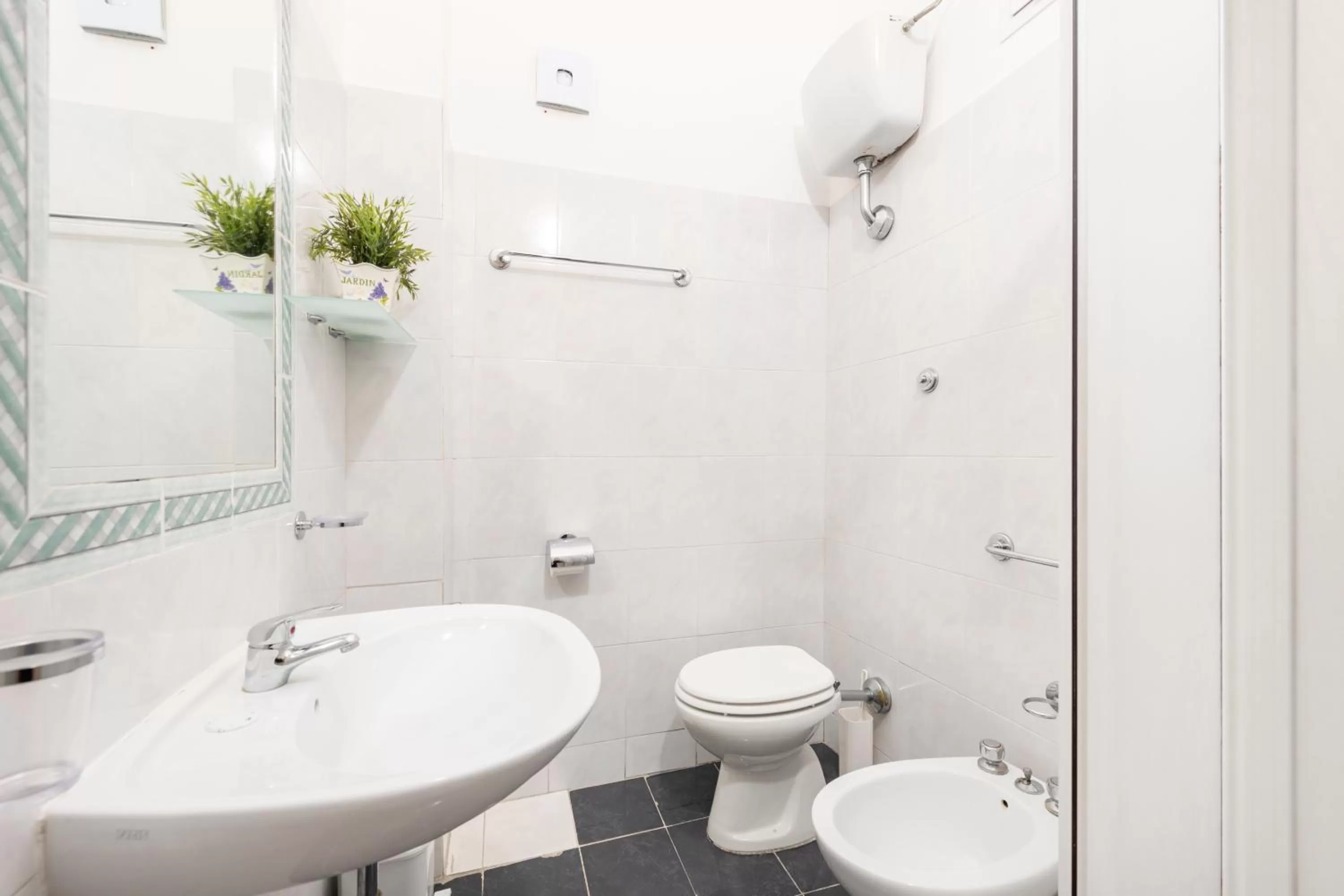 Bathroom in Hotel Infinito - Gruppo BLAM HOTELS