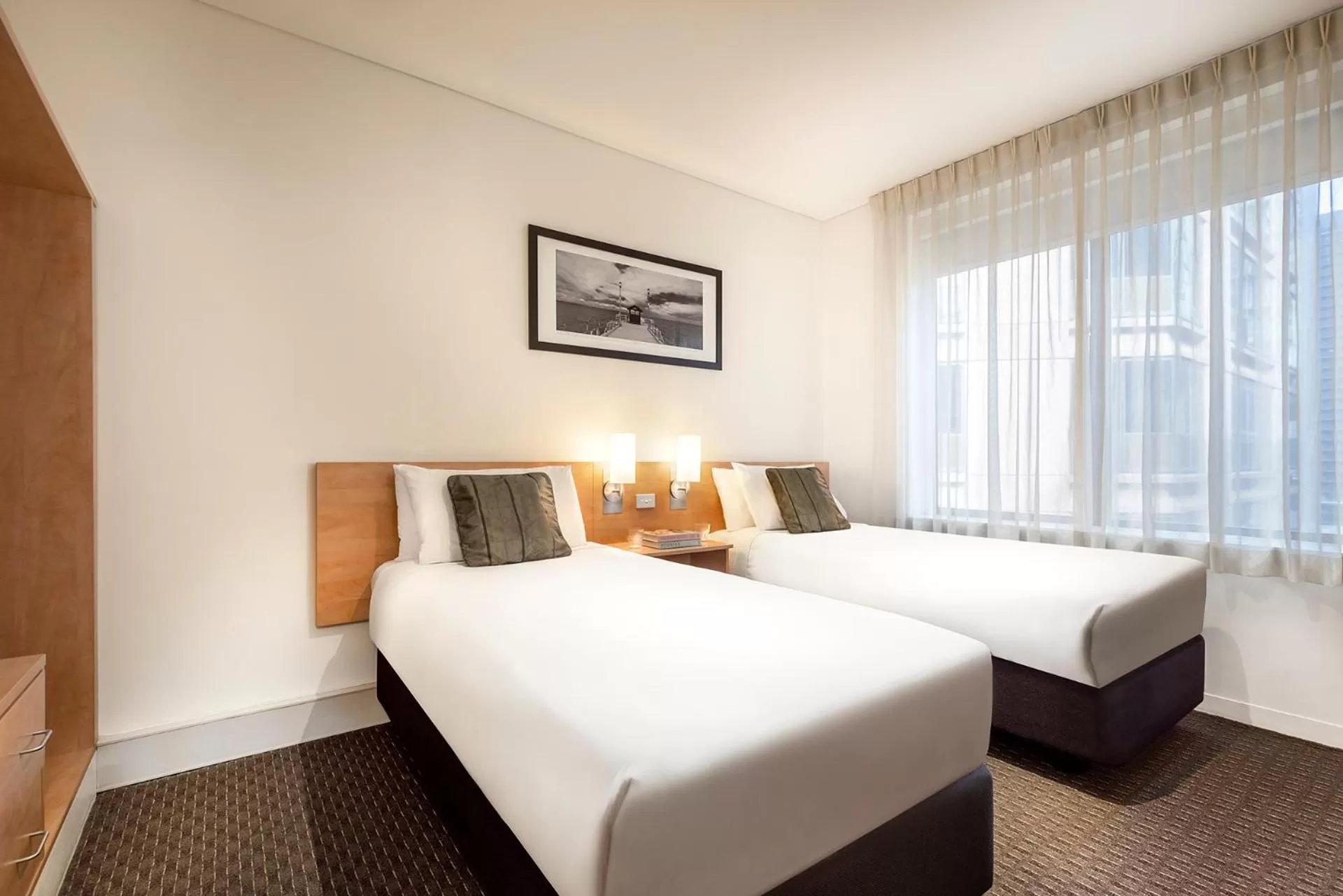 Bed in ibis Melbourne Hotel and Apartments