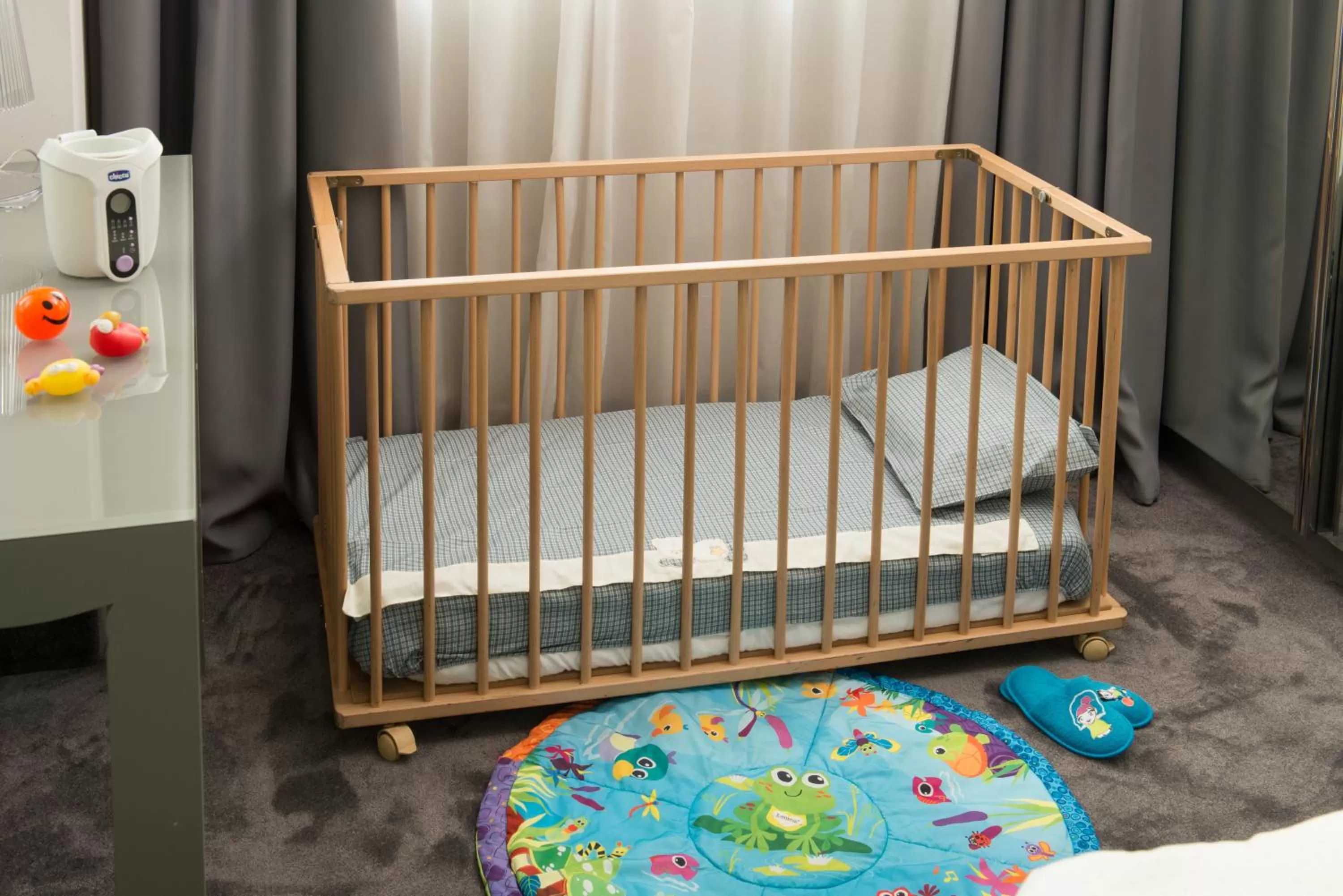 Other, Bed in Hotel Berna