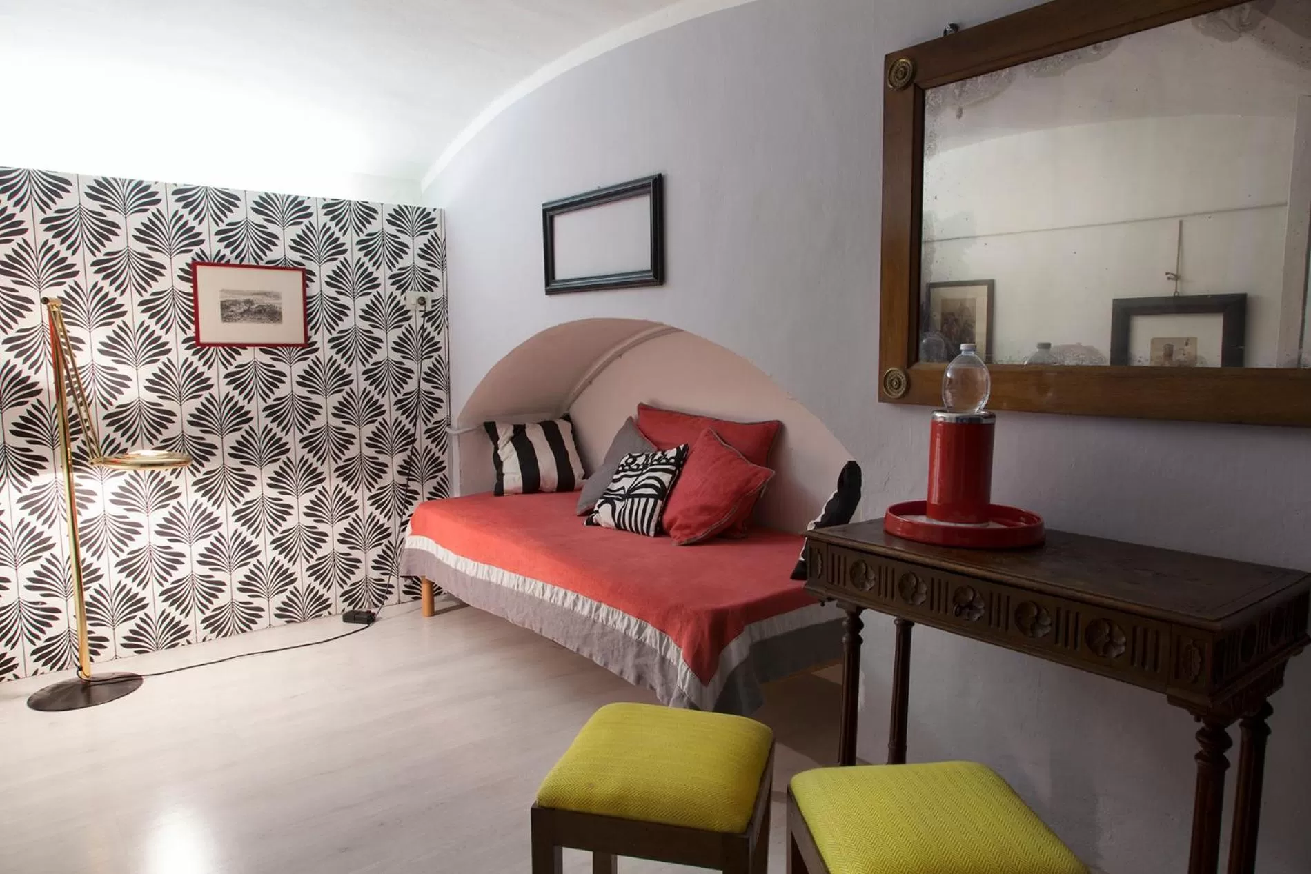 Photo of the whole room in Palazzo Bellini