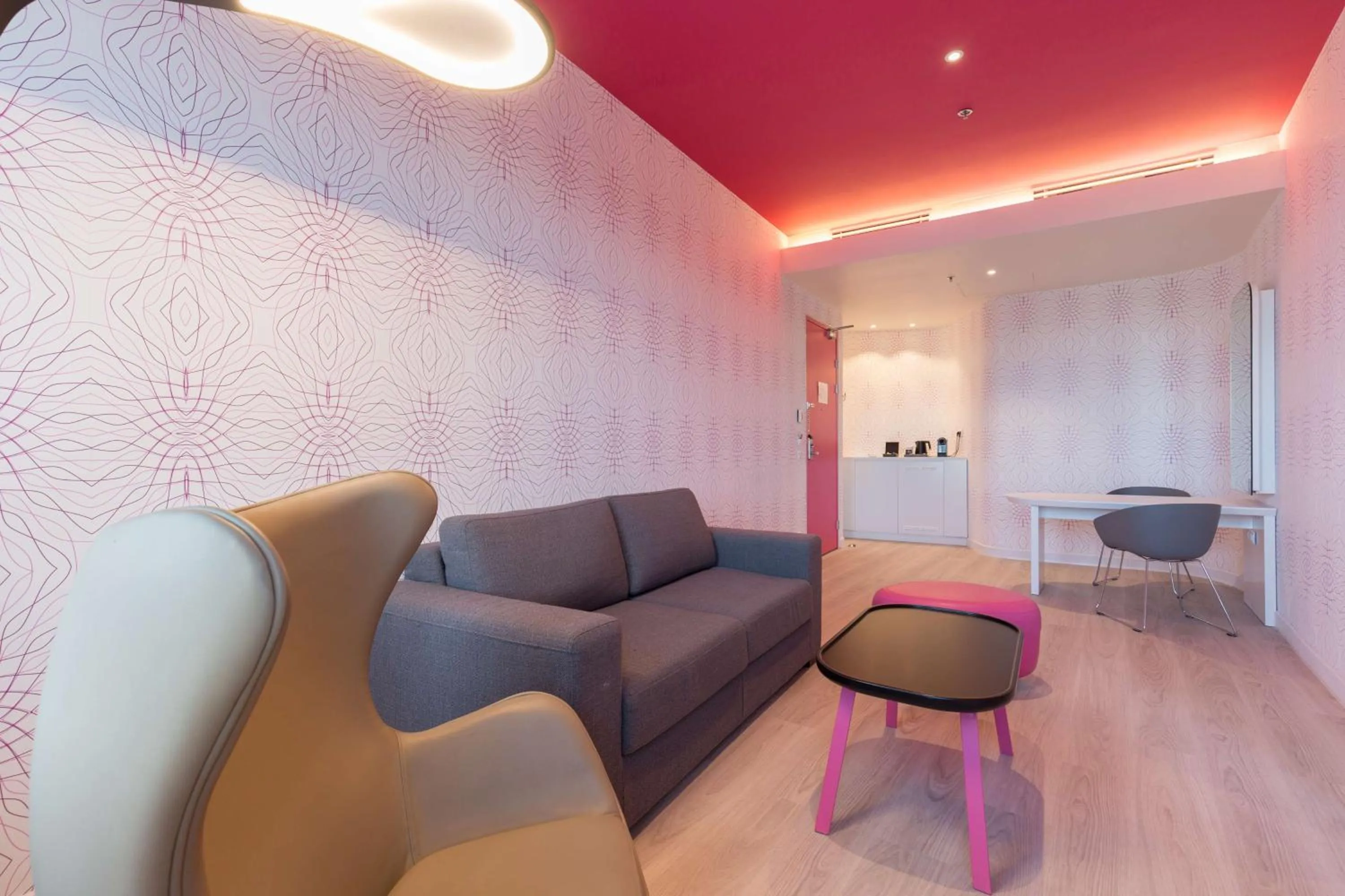 Photo of the whole room in Park Inn by Radisson Amsterdam City West