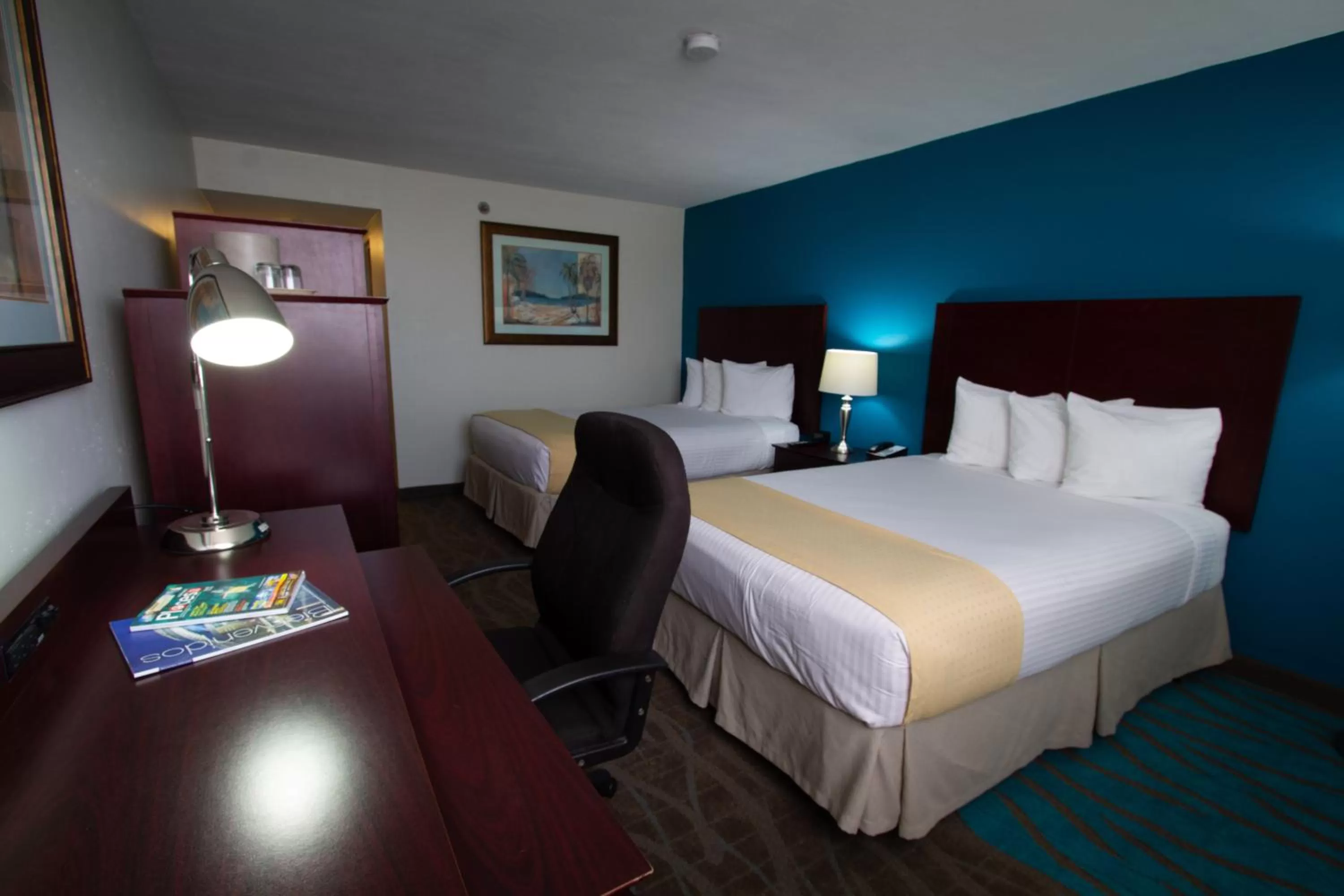 Photo of the whole room, Bed in Spark by Hilton Ponce