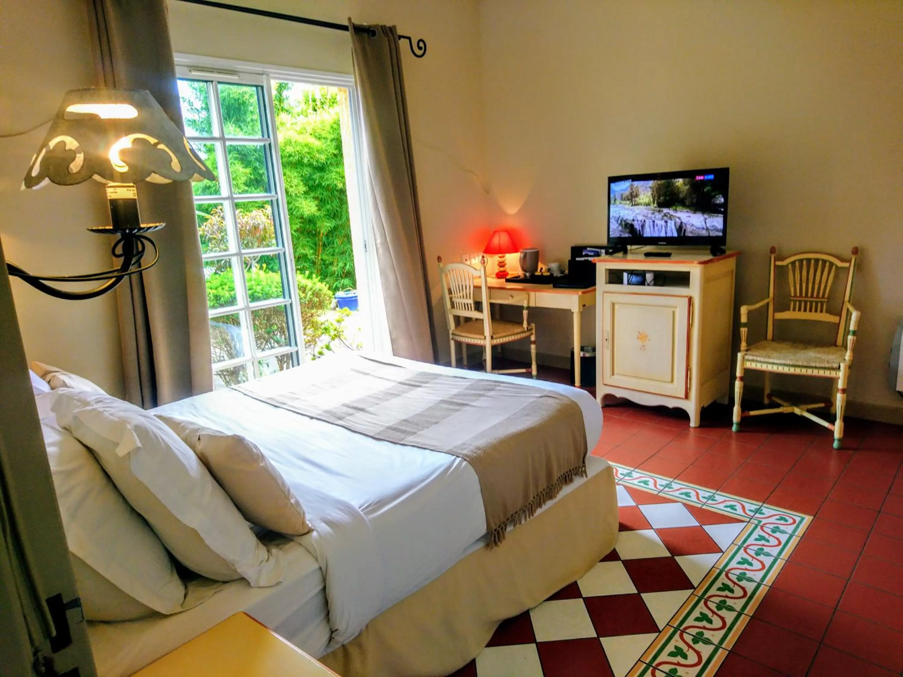 Bed in Hotel Le Cilaos