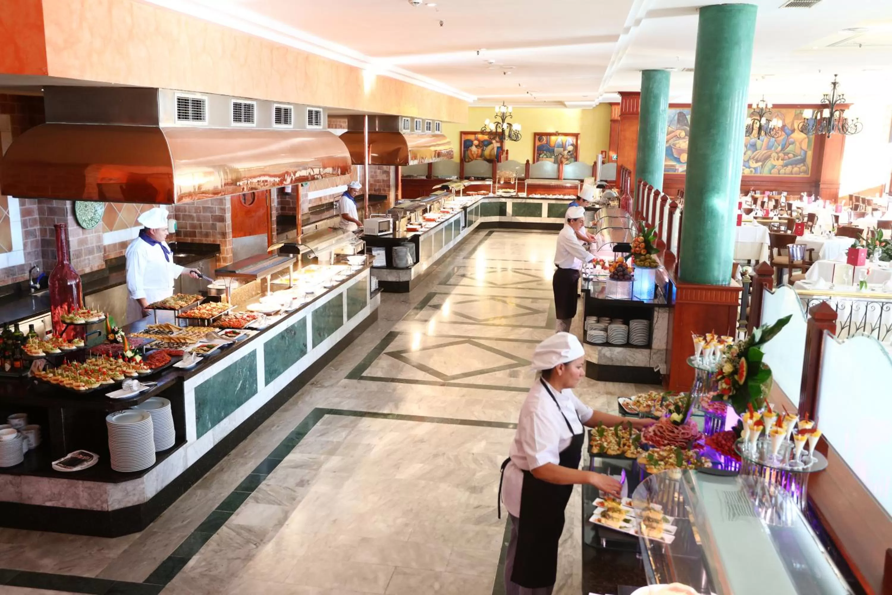 Staff, Restaurant/Places to Eat in Bahia Principe Sunlight Tenerife
