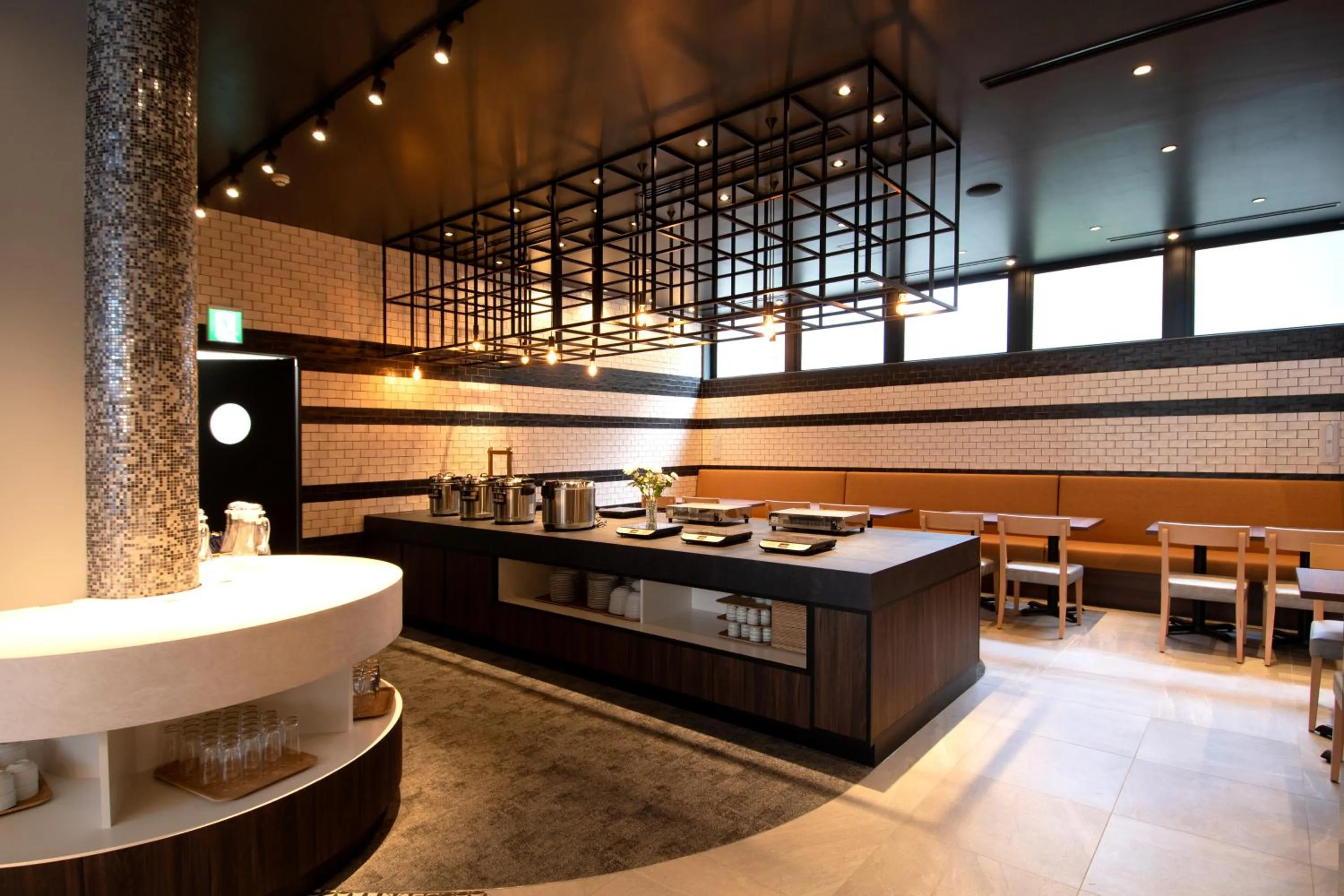 Restaurant/places to eat in Joytel Hotel Osaka Shinsekai