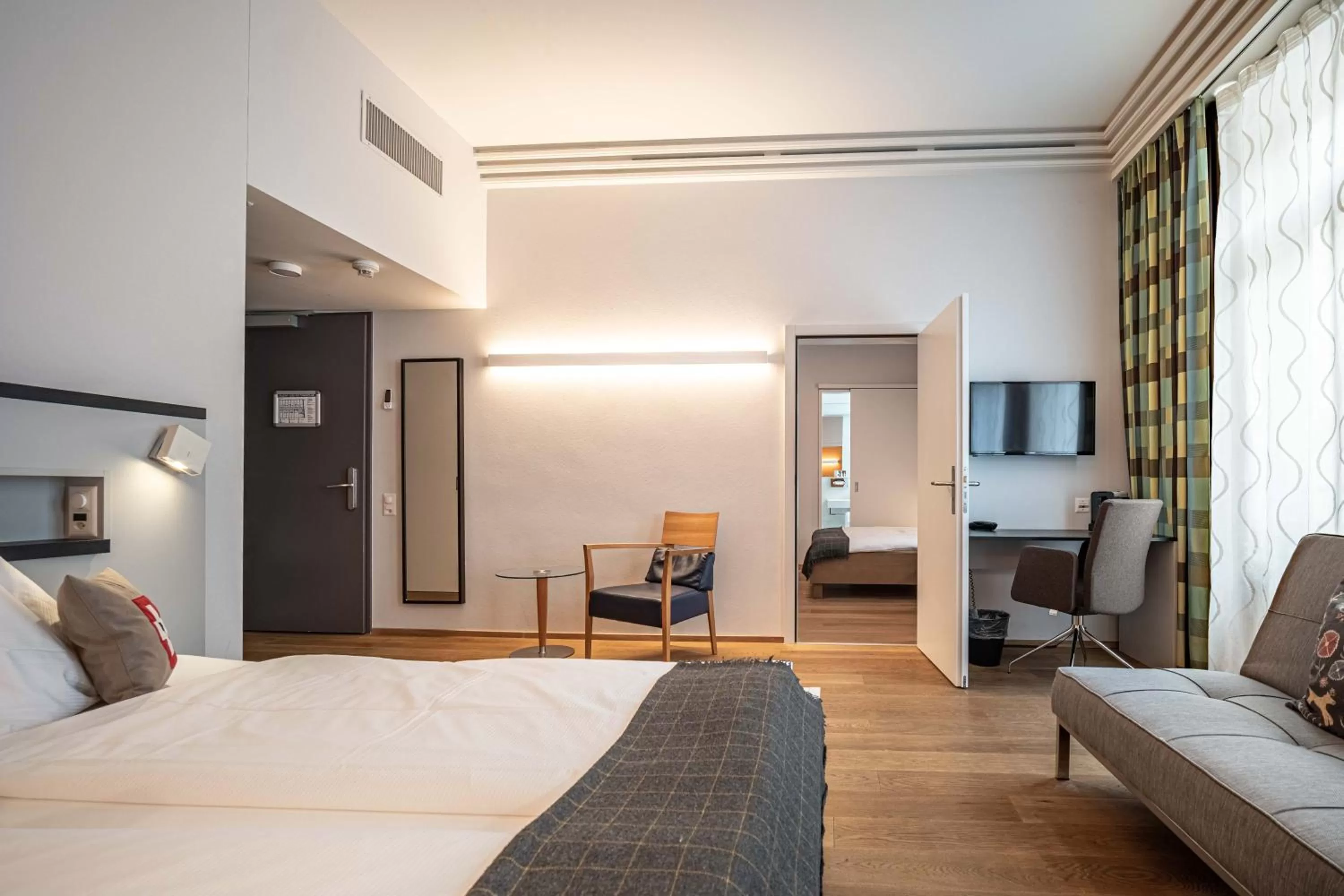 Photo of the whole room, Bed in Hotel Bären am Bundesplatz