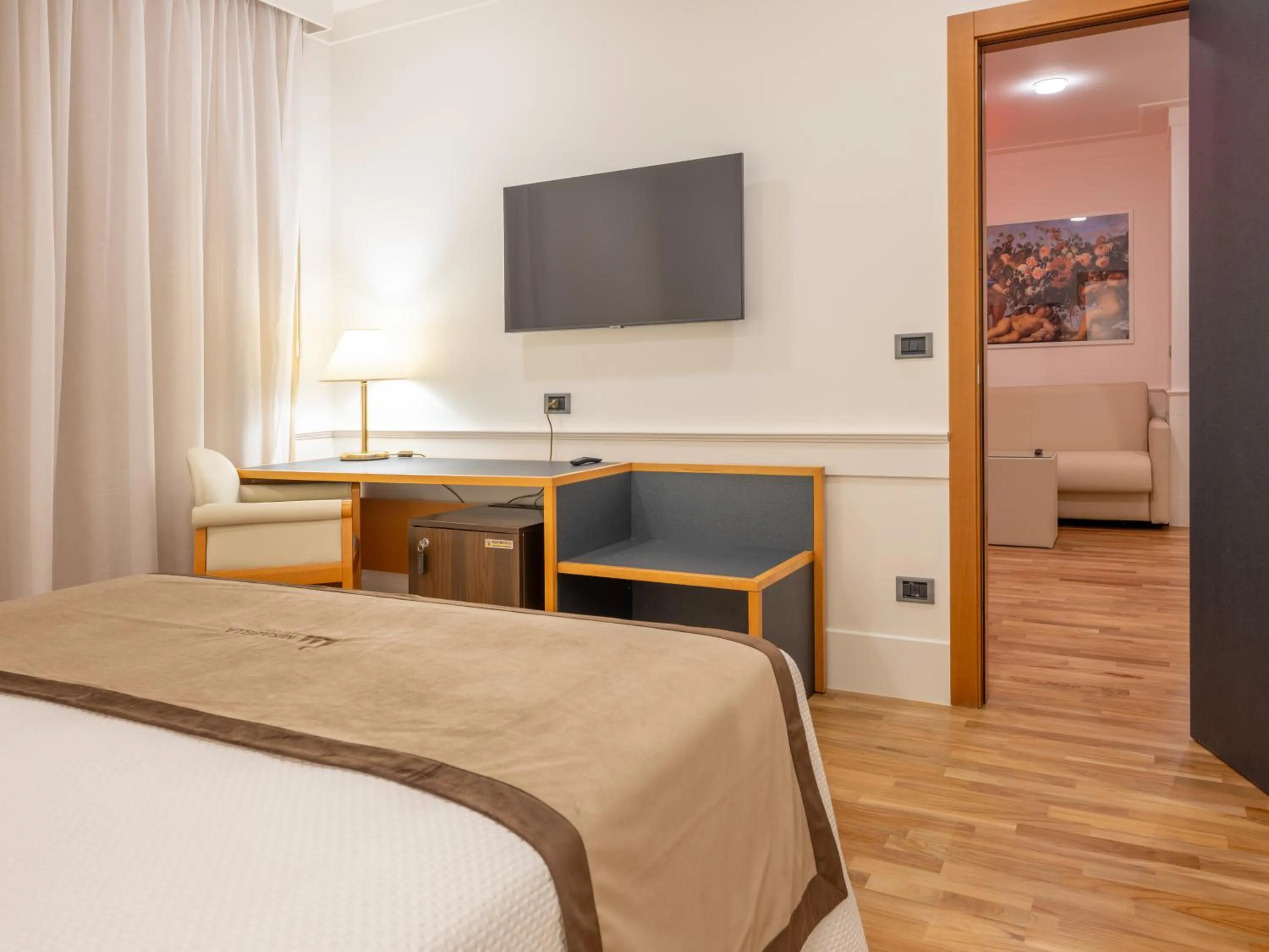 Bedroom, Bed in Mirabella Hotel