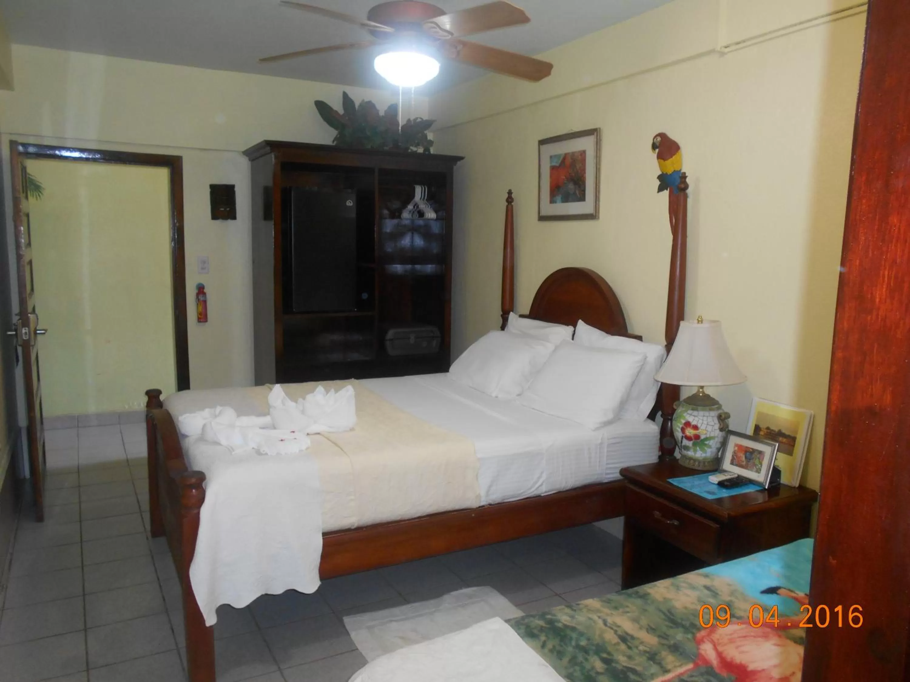 Photo of the whole room, Room Photo in Alan's Paradise Hotel