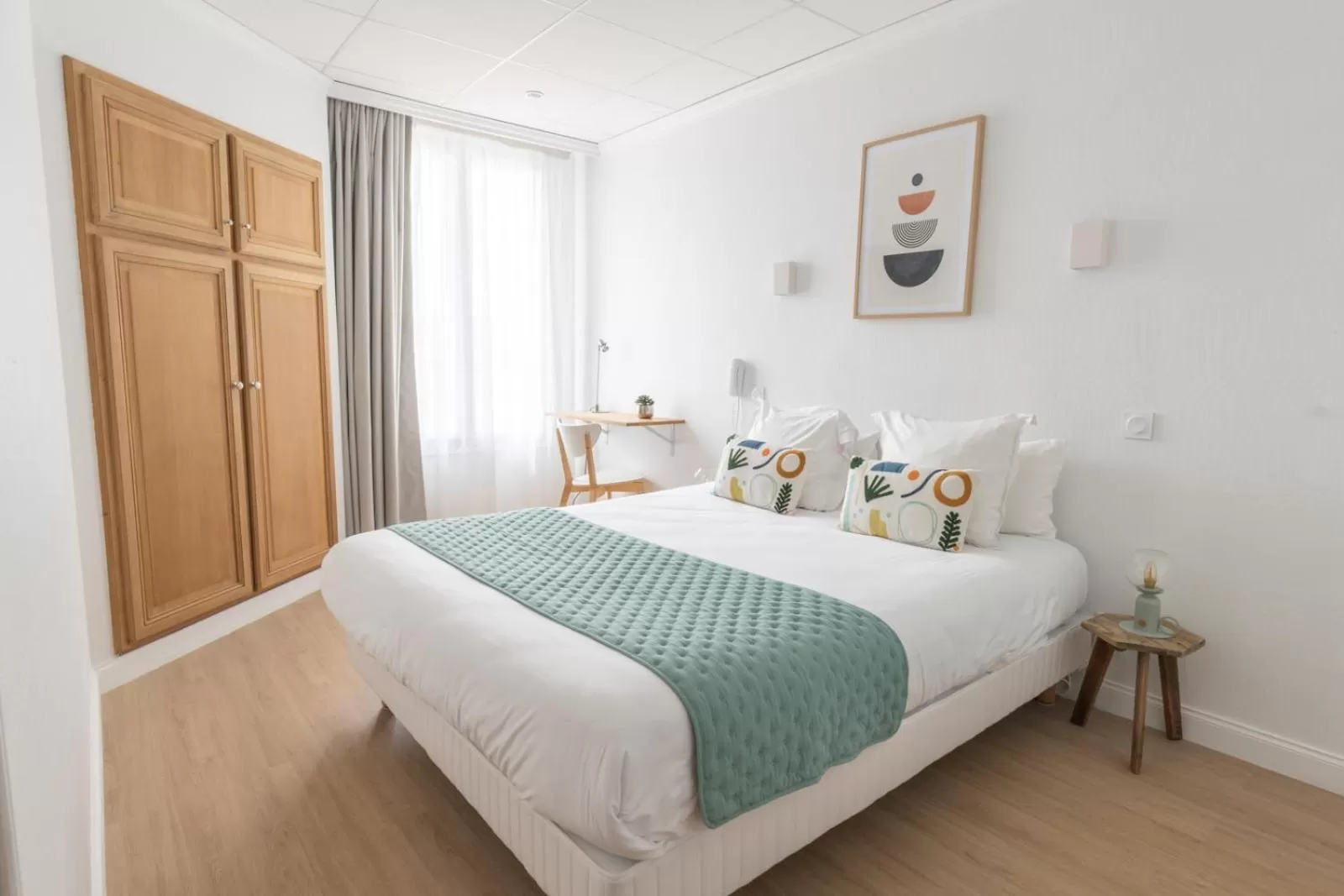 Bedroom, Bed in Hôtel Porte Mars Reims Gare Centre Arena