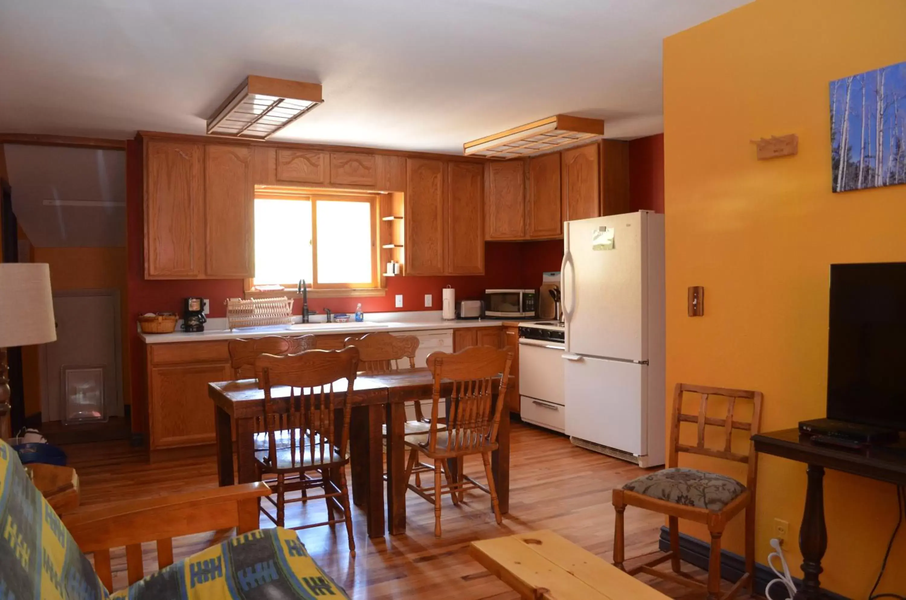 One-Bedroom Suite in The Ouray Main Street Inn One-Bedroom Suite in The Ouray Main Street Inn