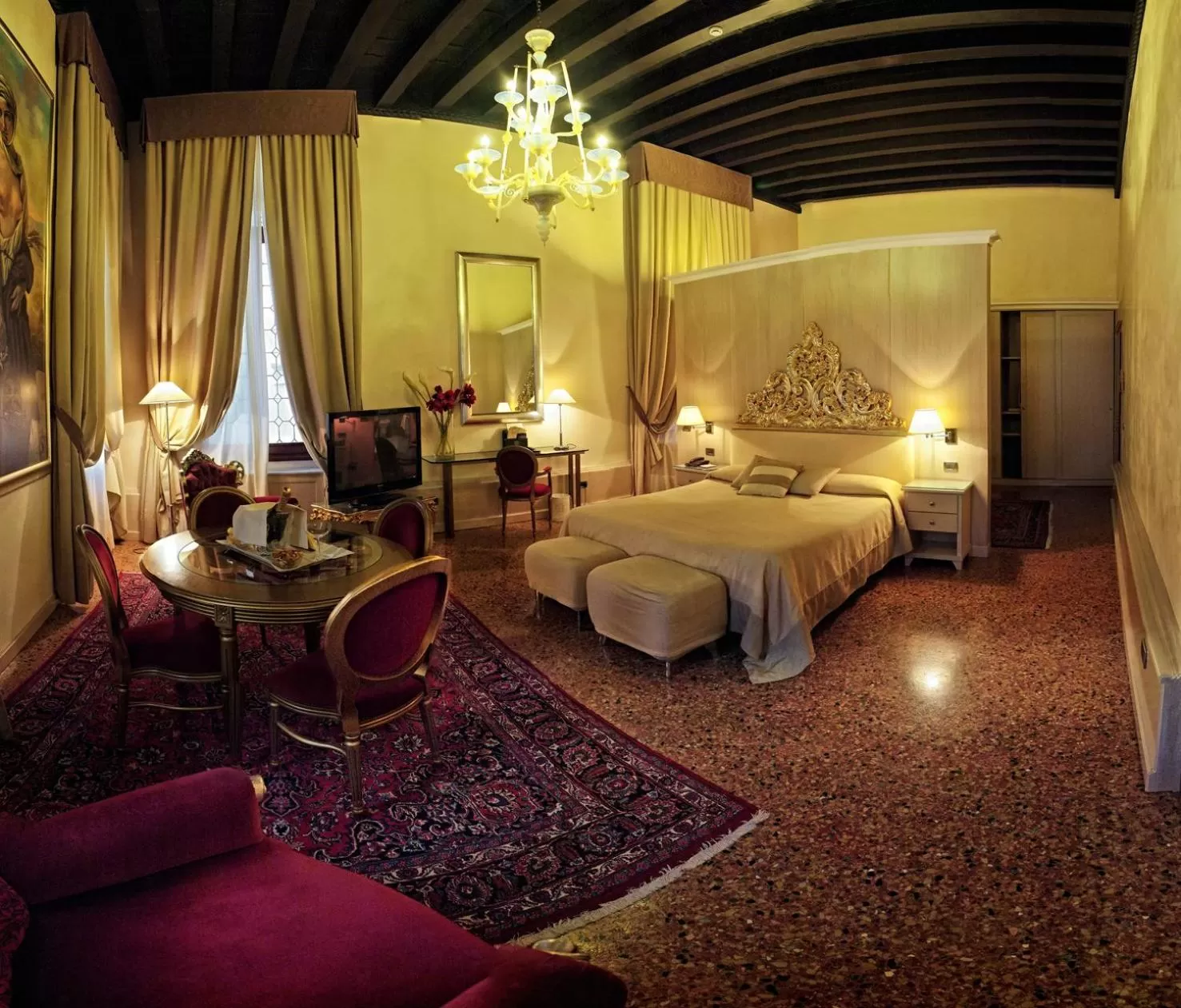 Photo of the whole room, Bed in Hotel Liassidi Palace
