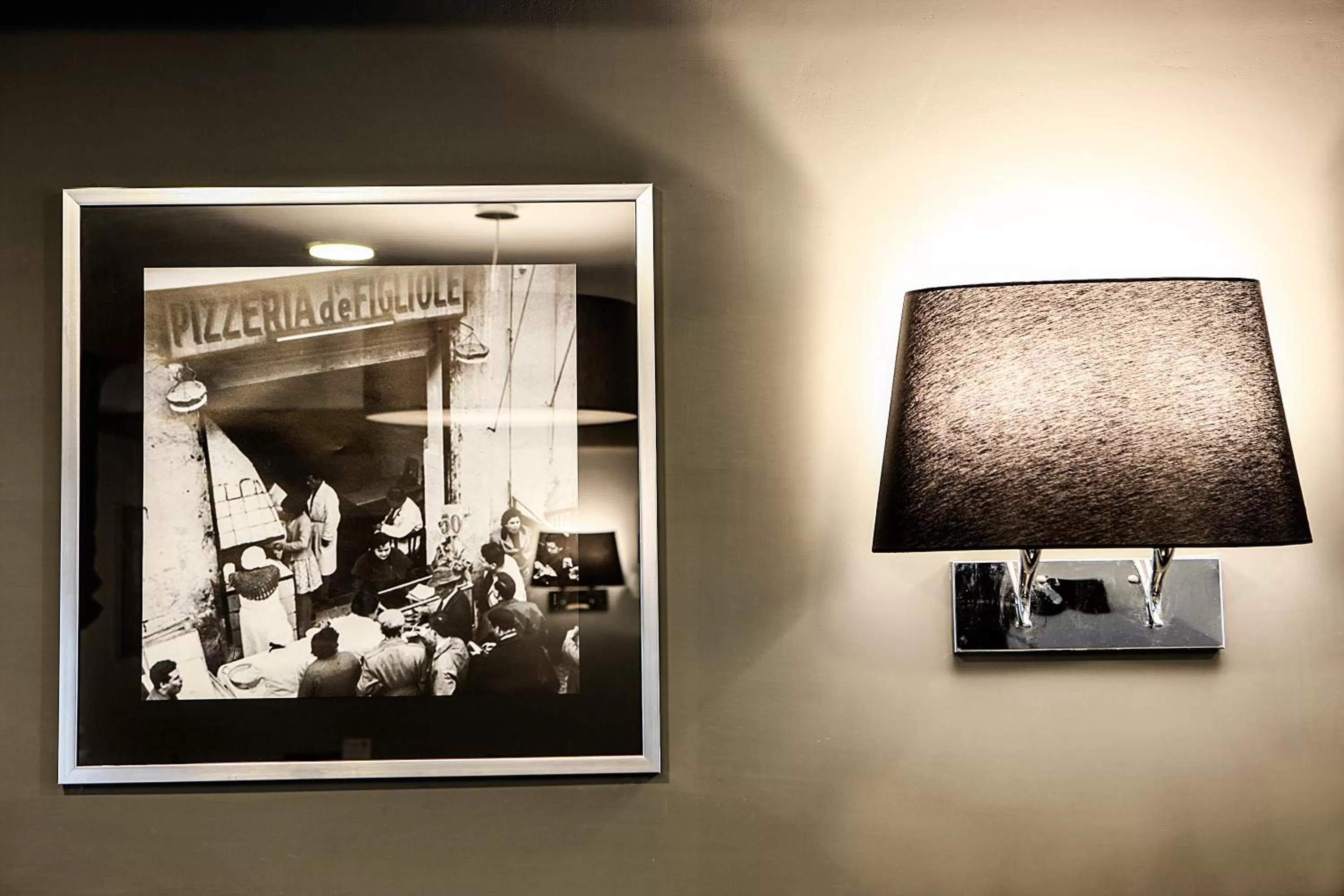 Decorative detail in Best Western JFK Hotel