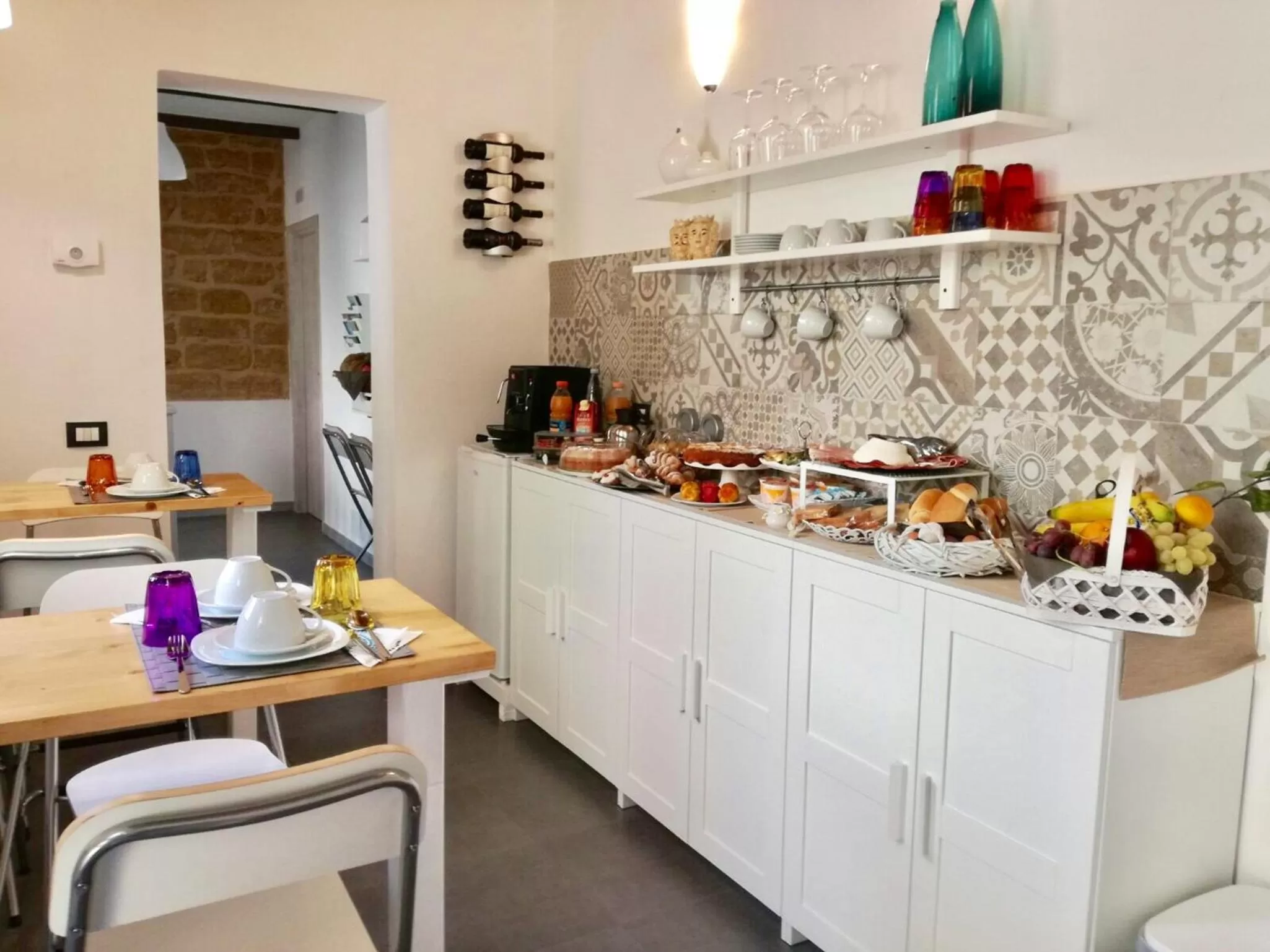 Communal lounge/ TV room in B&B Donna Teresa