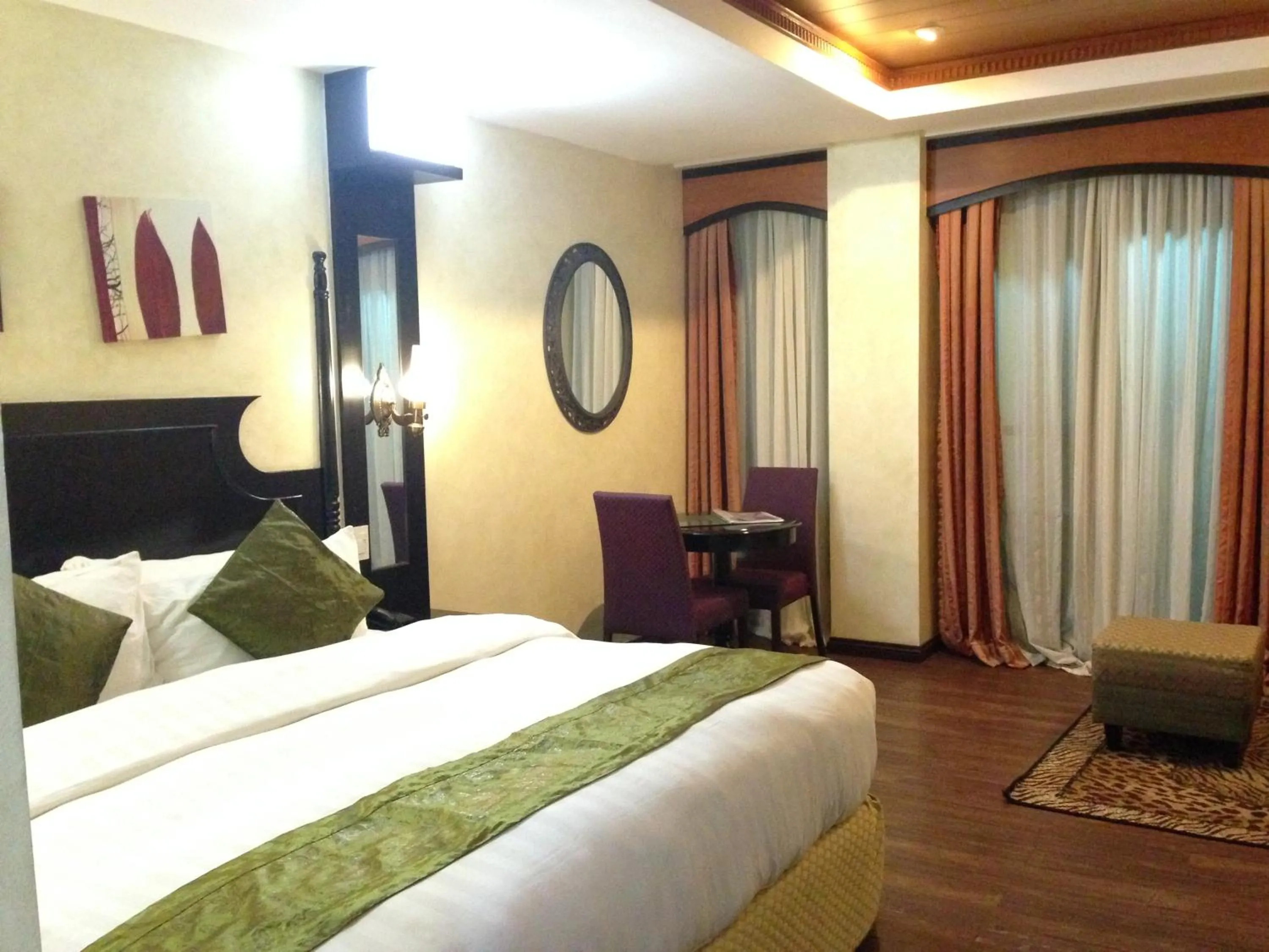 King Room with Balcony in Lee Boutique Hotel Tagaytay