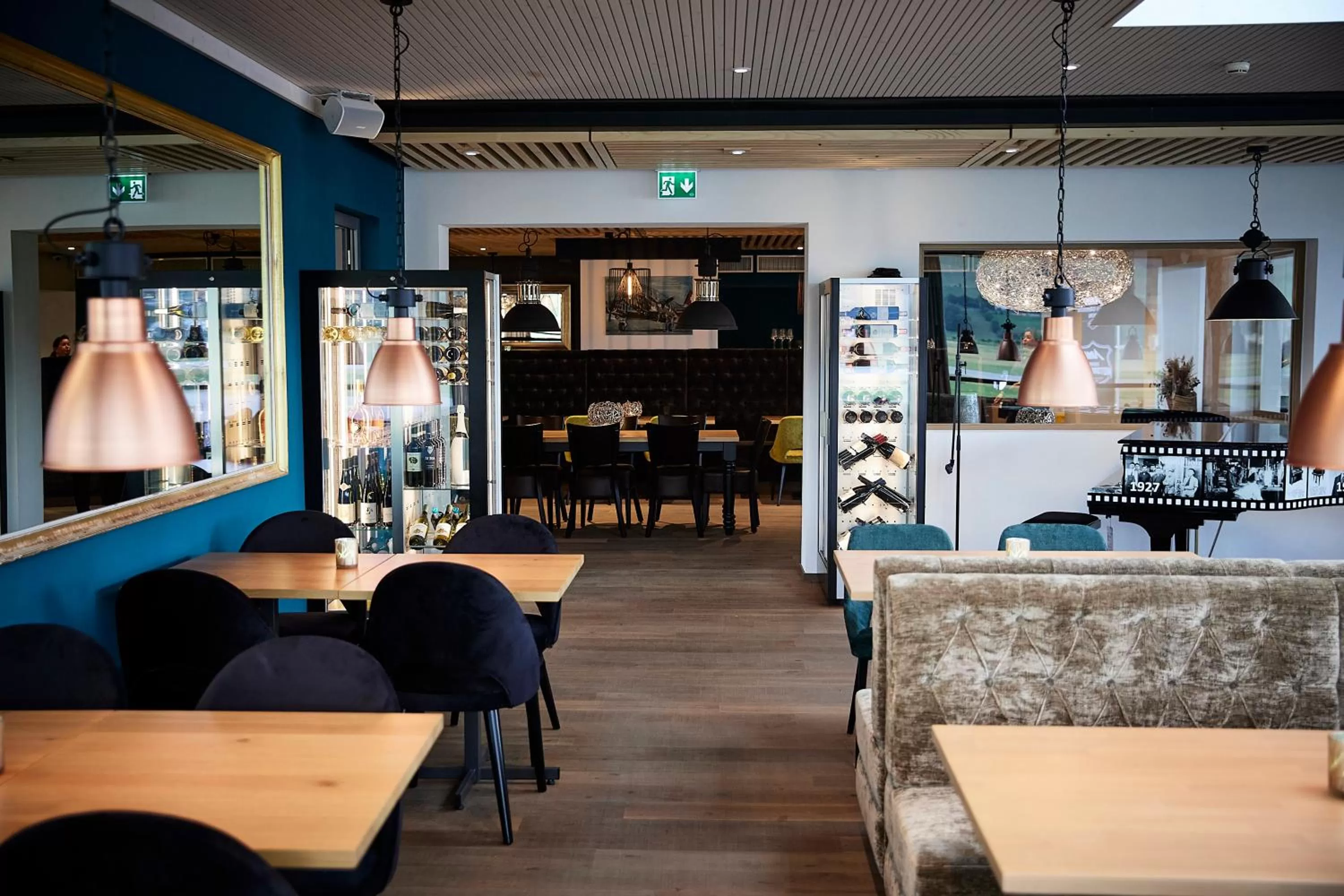 Restaurant/places to eat in AMANTE Hotel