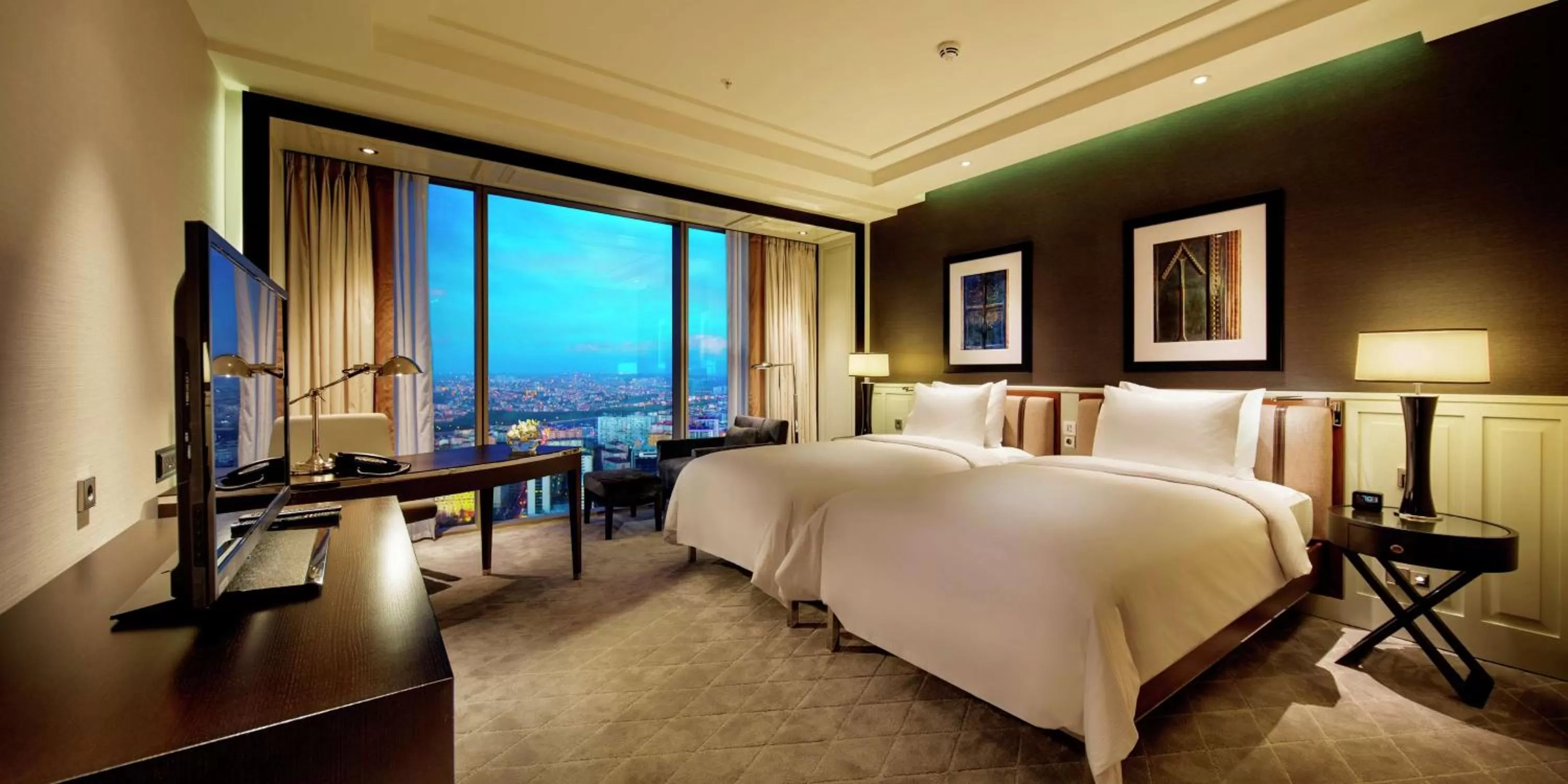 Bed in Hilton Istanbul Bomonti