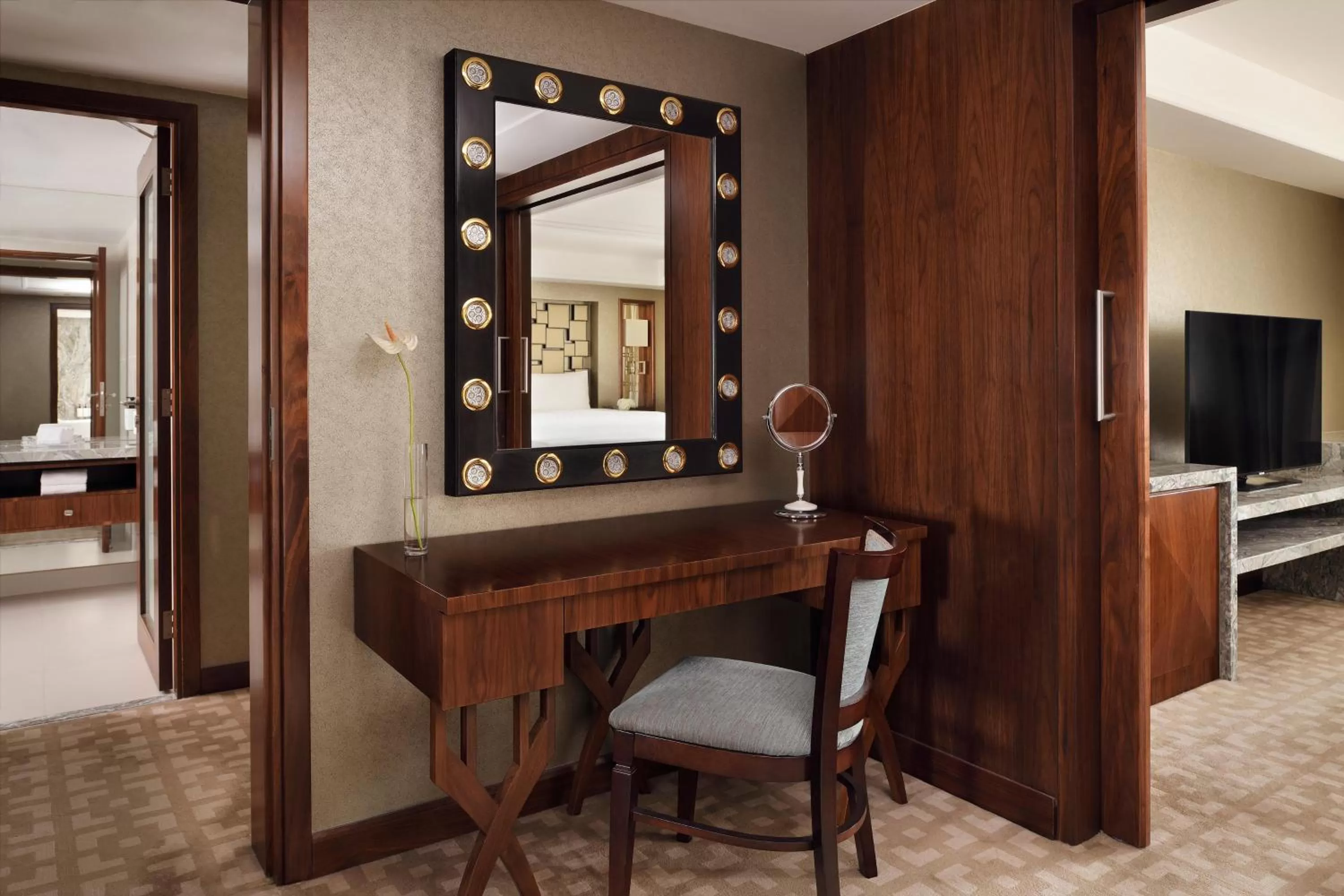 Photo of the whole room in InterContinental Bahrain by IHG