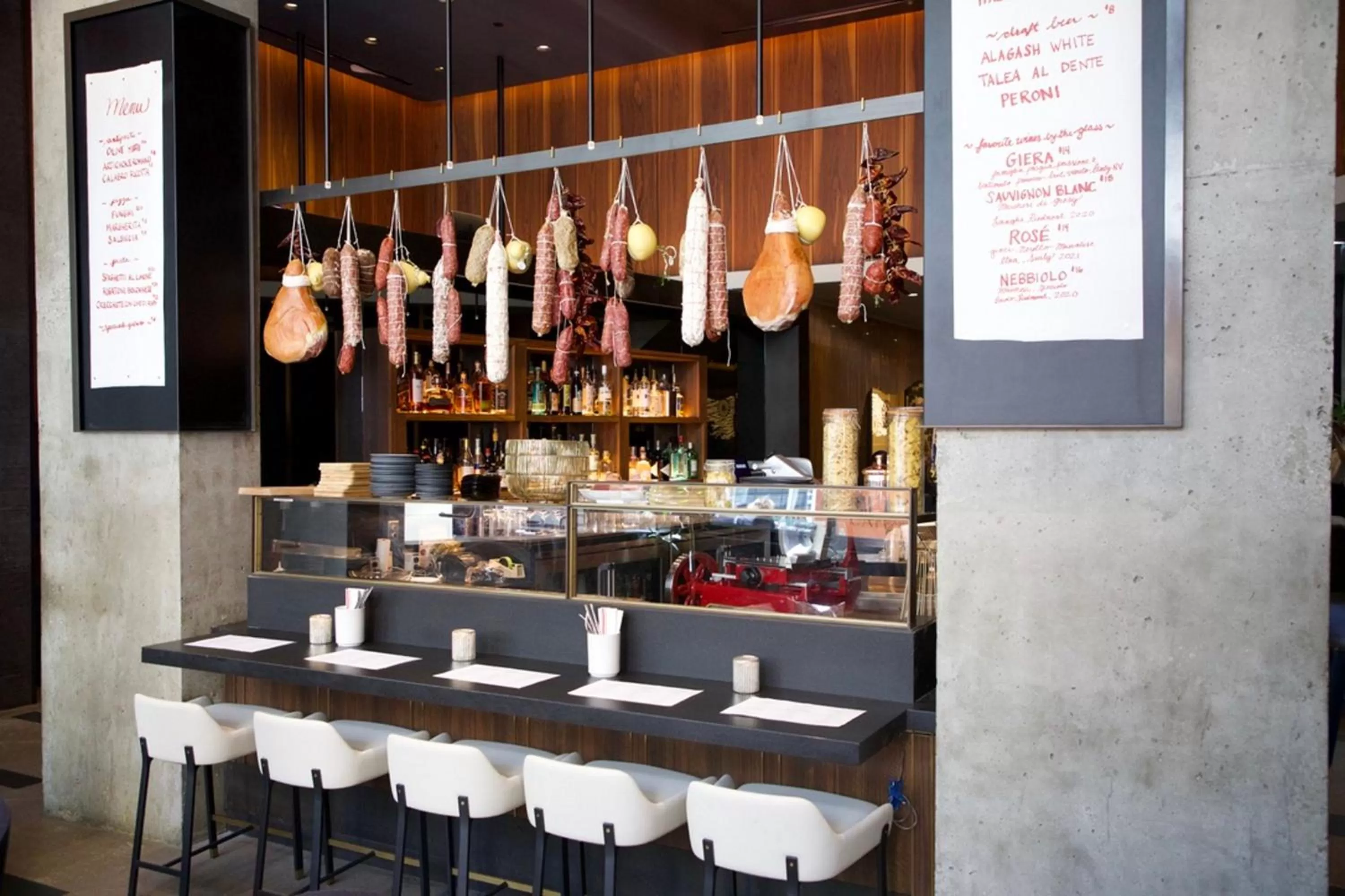 Restaurant/places to eat in LUMA Hotel - Times Square