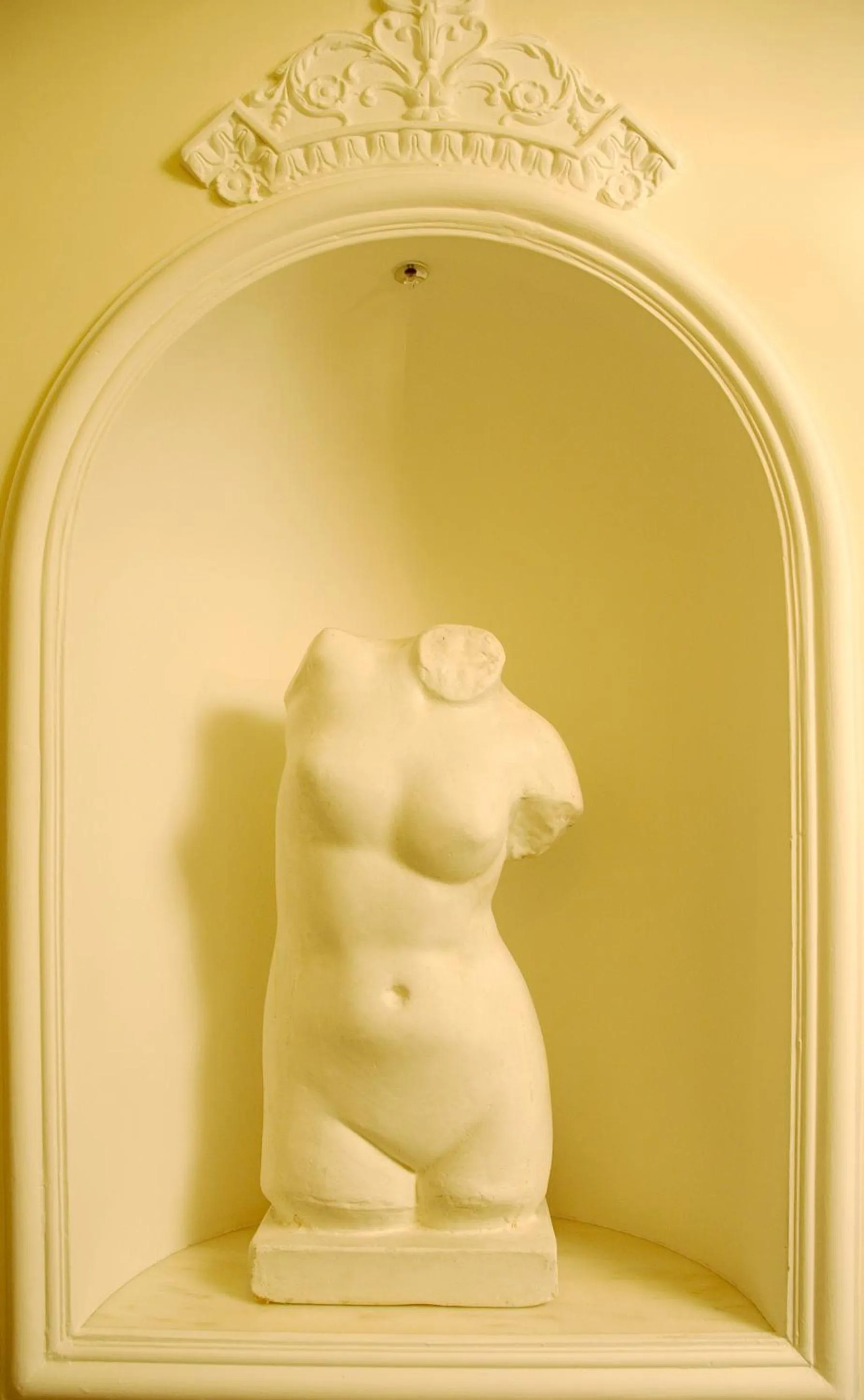 Decorative detail in B&B Art Suite Principe Umberto