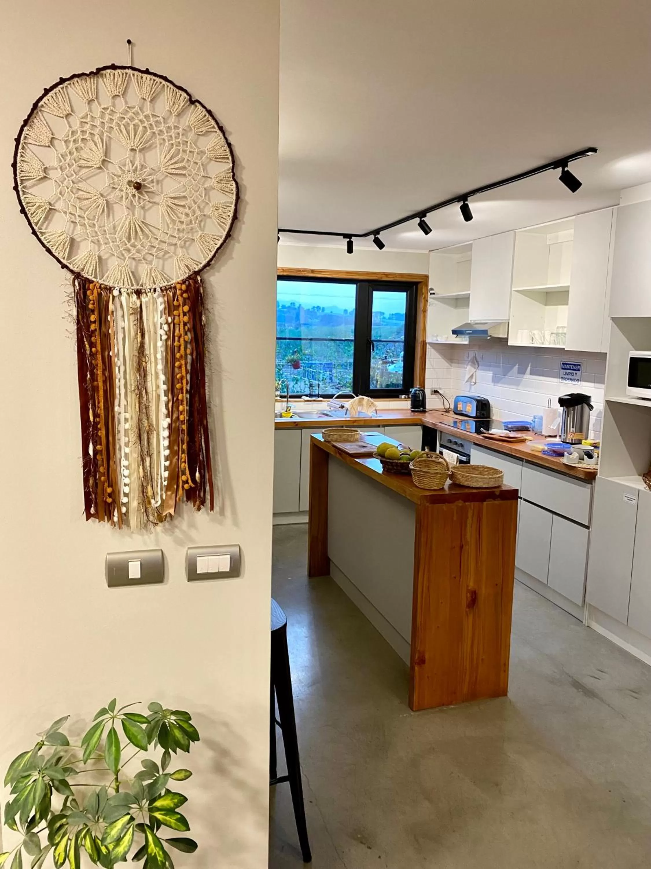 Communal kitchen in Albergo B&B